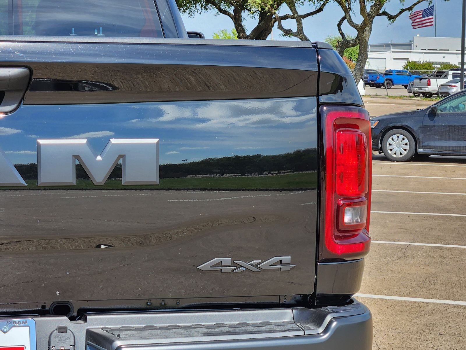 New 2026 Diamond Black Crystal Pearlcoat Ram TRADESMAN CREW CAB 4X4 6