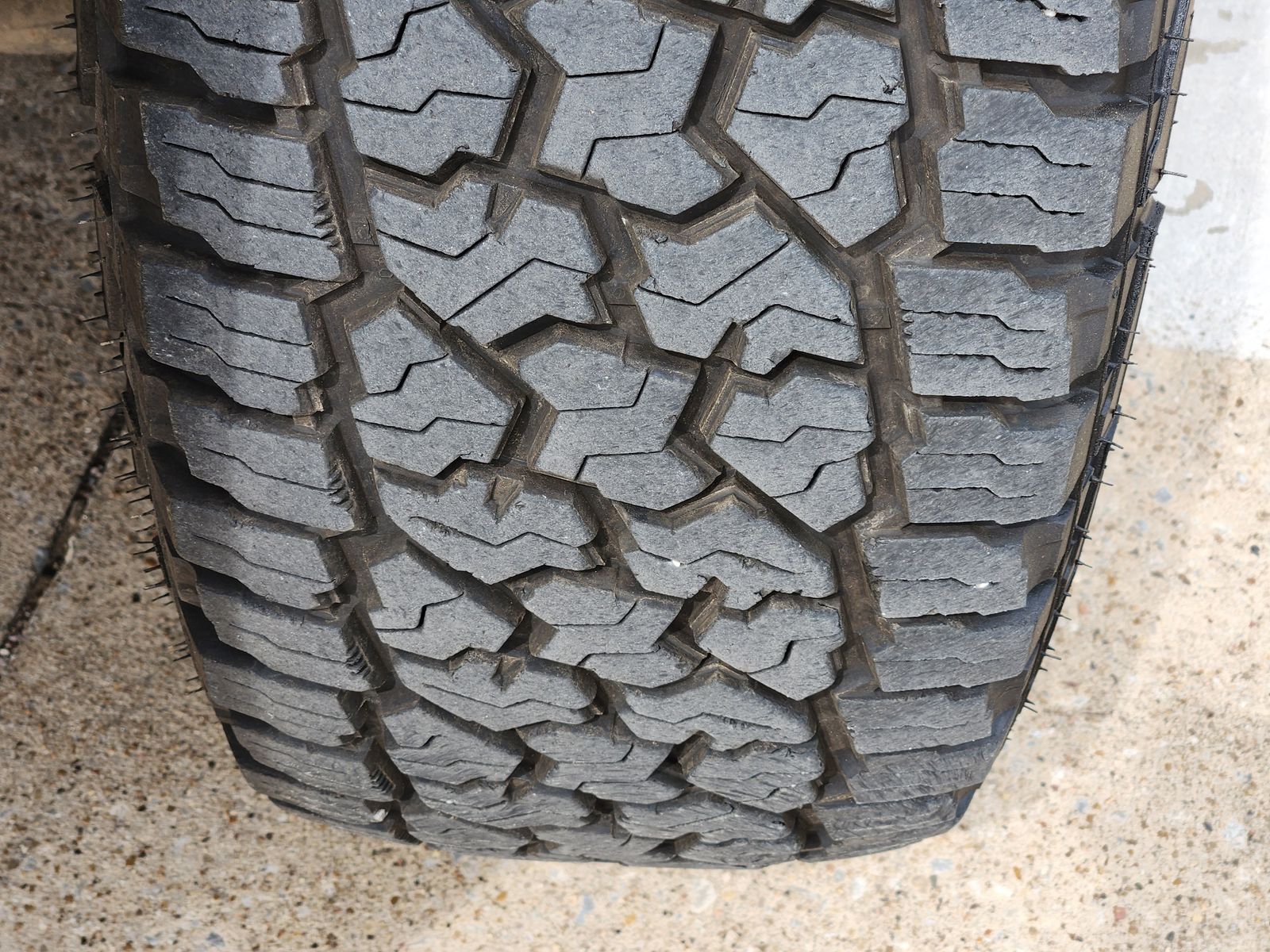 Used 2023 Bright White Ram Big Horn image 23