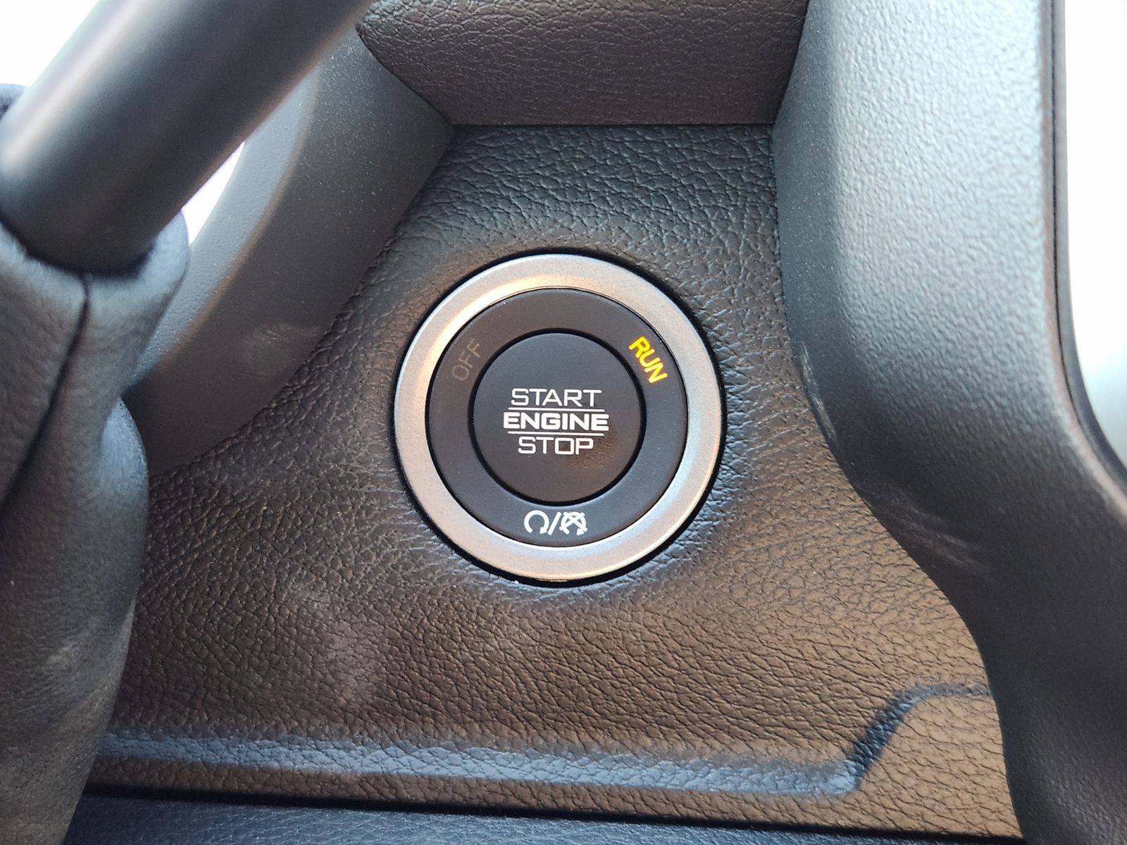 New 2026 Diamond Black Crystal Pearlcoat Ram LONE STAR CREW CAB 4X4 8