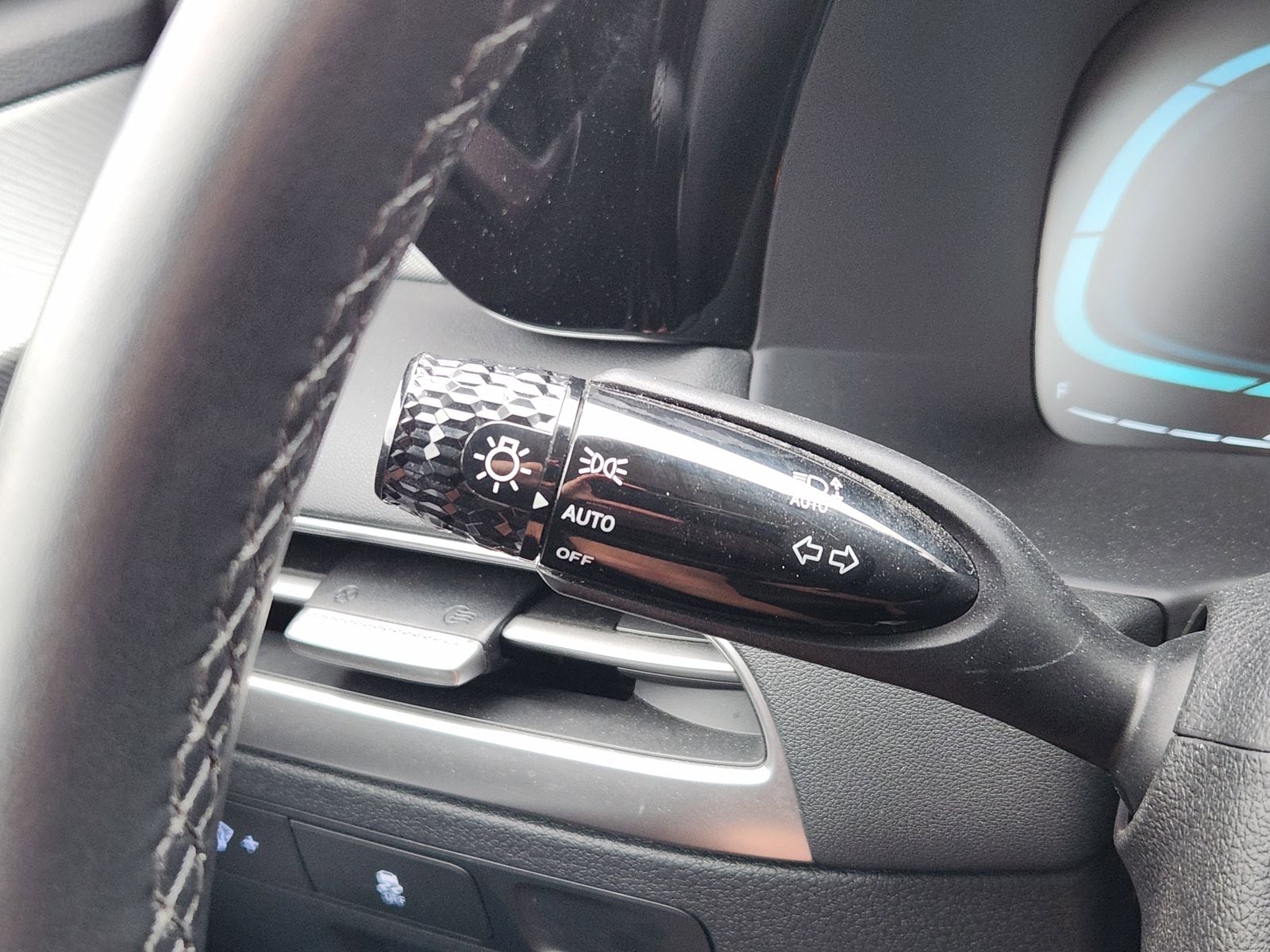 Used 2023 Steel Graphite Hyundai SEL image 36