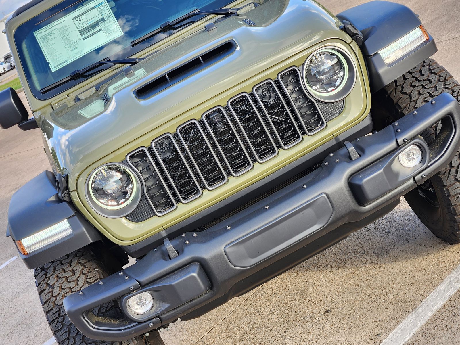 New 2026 41 Jeep 4-DOOR MOAB 392 image 14