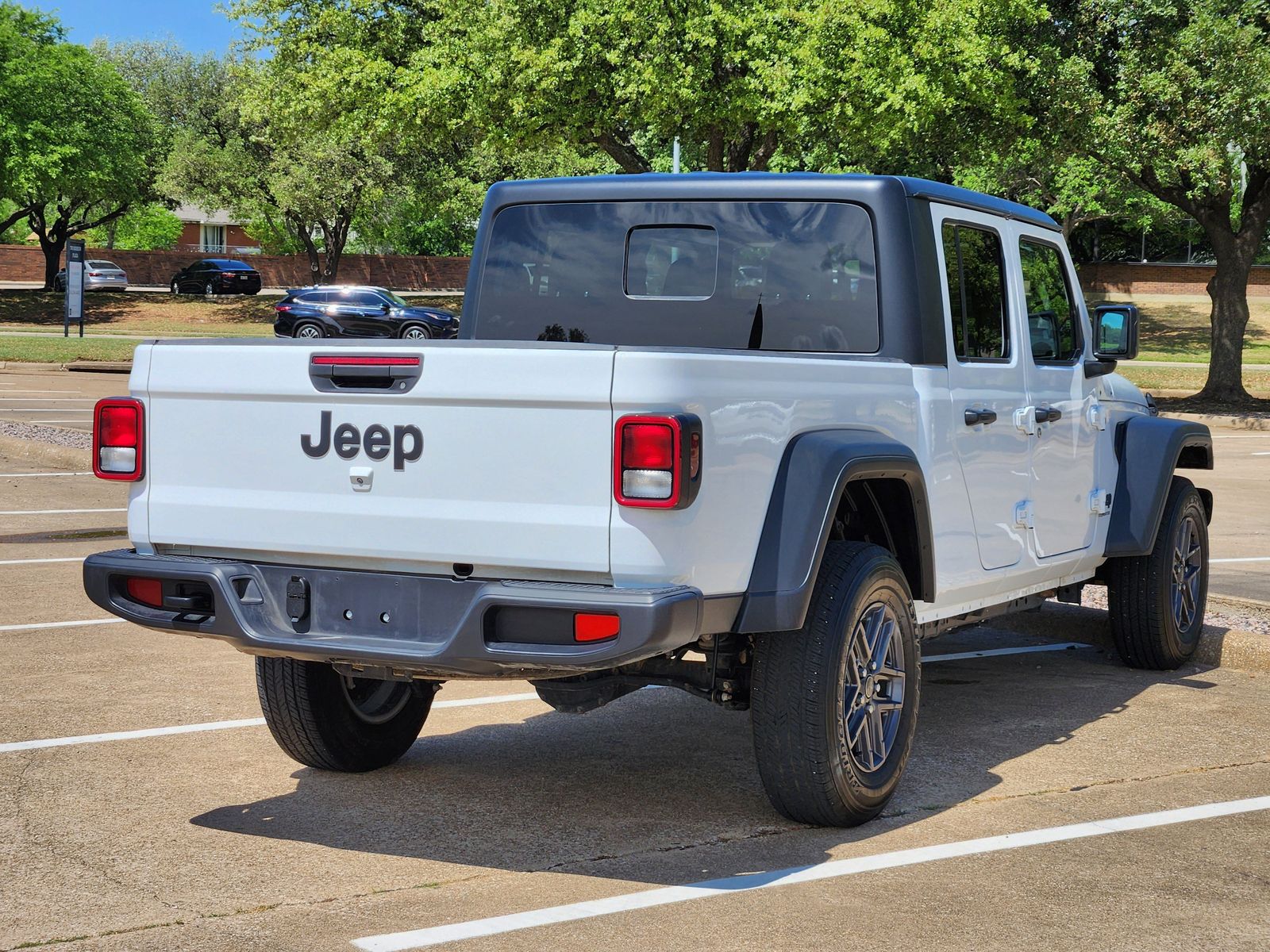 Used 2025 Bright White Jeep Sport image 6