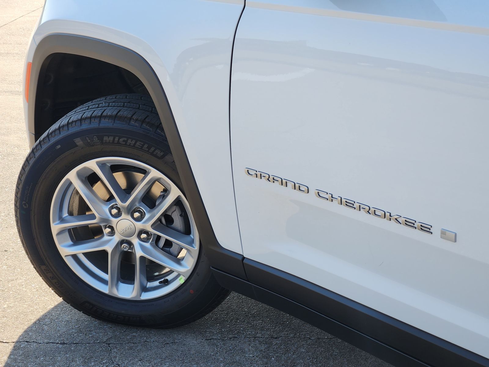 New 2026 Bright White Jeep LAREDO 4X2 image 17