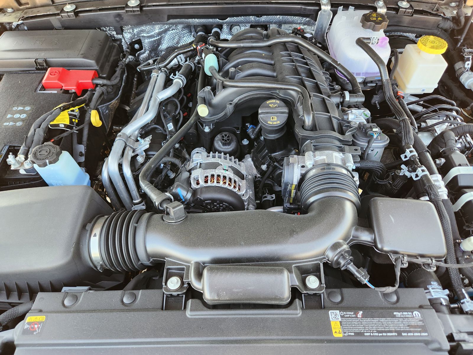 New 2026 Granite Crystal Jeep SAHARA 4X4 image 39