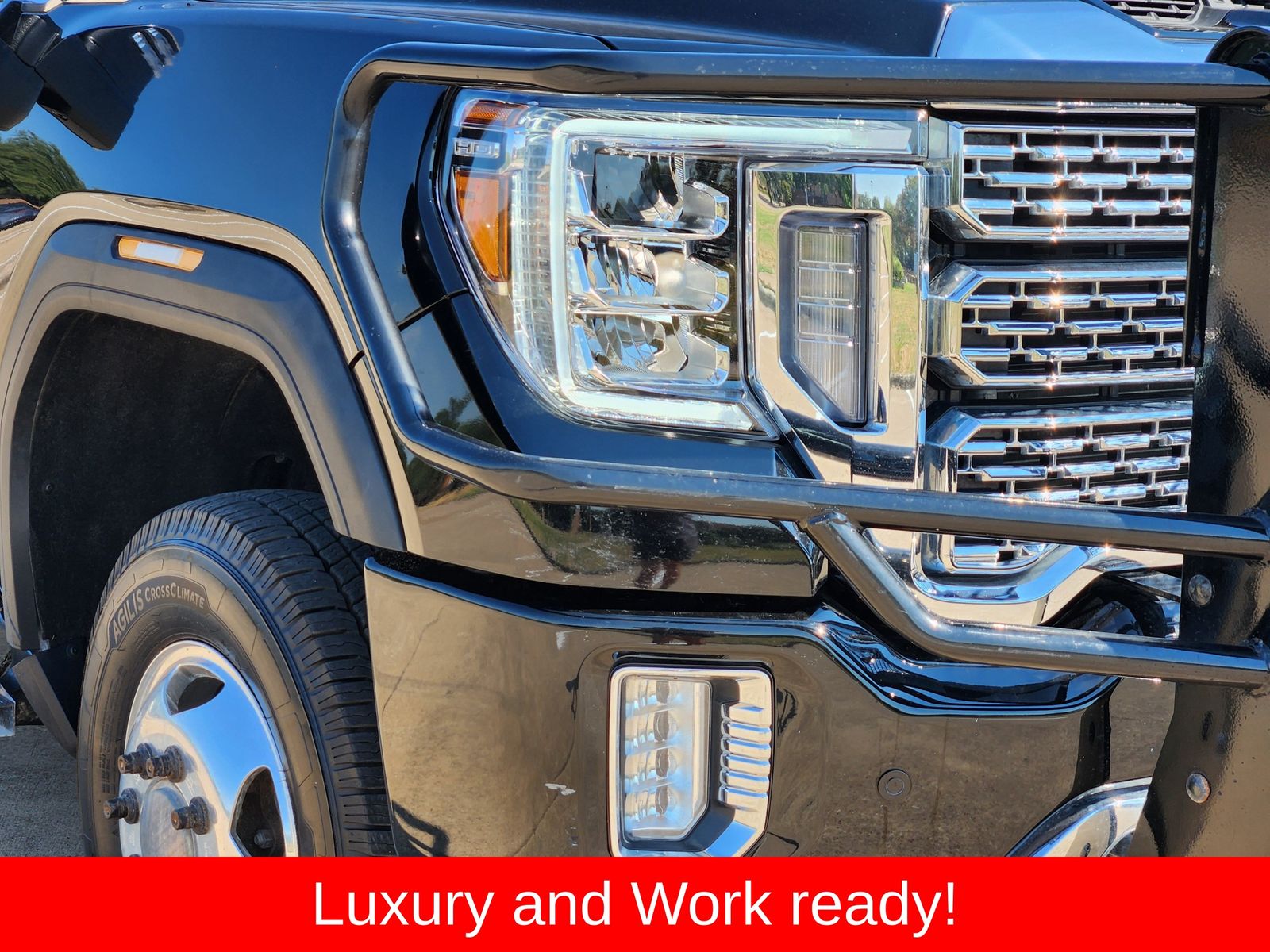 Used 2022 Onyx Black GMC Denali image 9