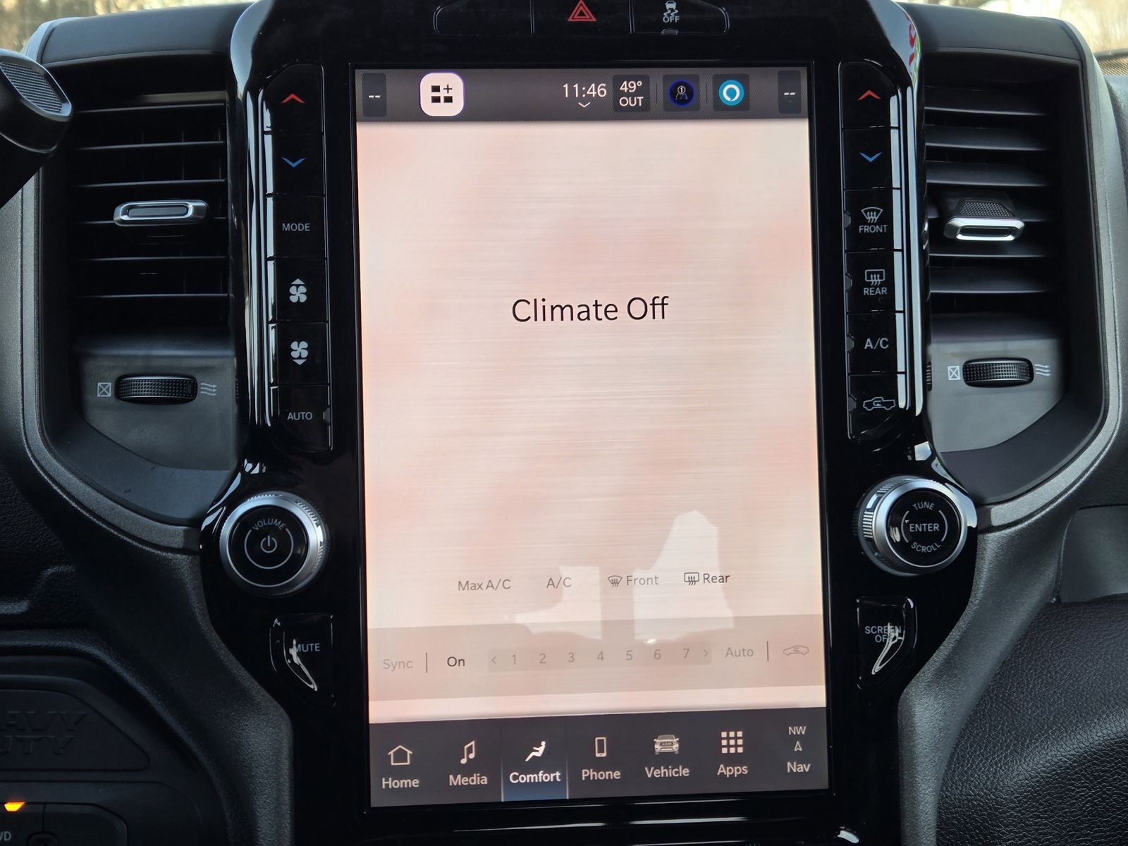 New 2026 Diamond Black Crystal Pearlcoat Ram TRADESMAN CREW CAB 4X4 6