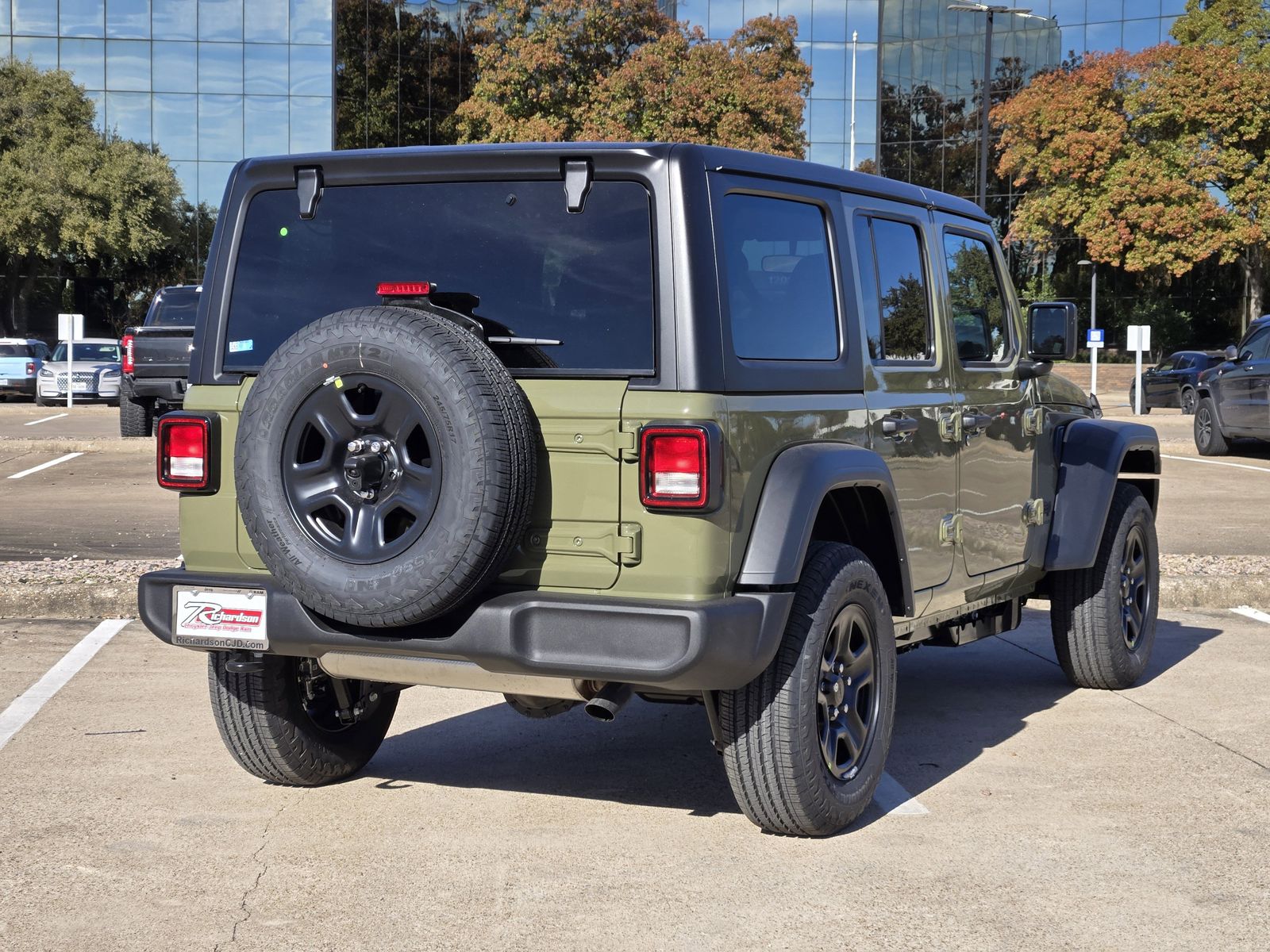 New 2026 41 Jeep 4-DOOR SPORT image 4