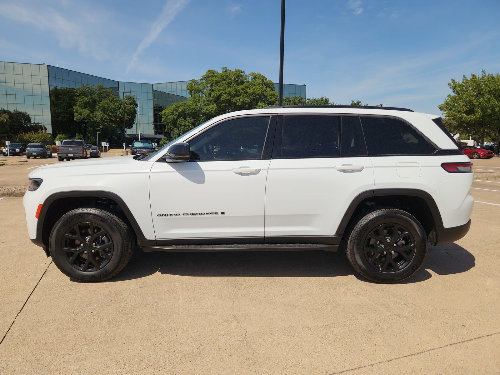 New 2026 Bright White Jeep LAREDO ALTITUDE 4X2 image 3