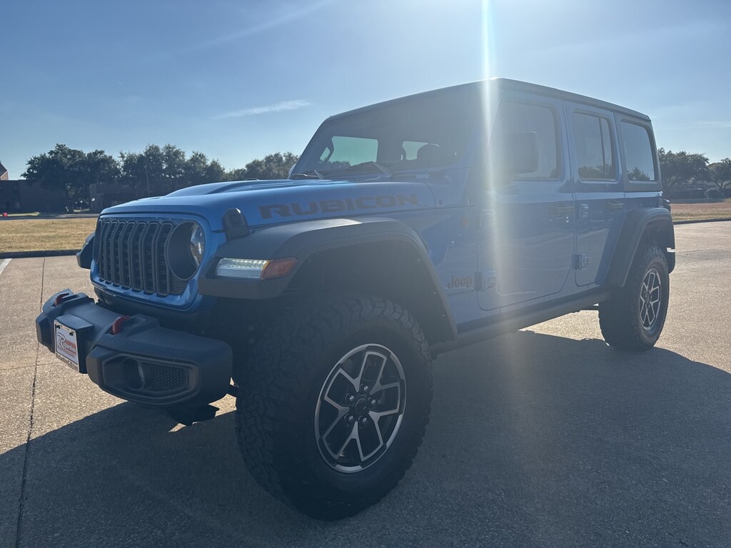 Used 2024 Jeep Wrangler Rubicon SUV
