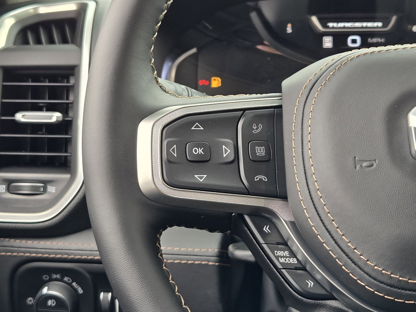 New 2026 Diamond Black Crystal Pearlcoat Ram TUNGSTEN CREW CAB 4X4 image 30