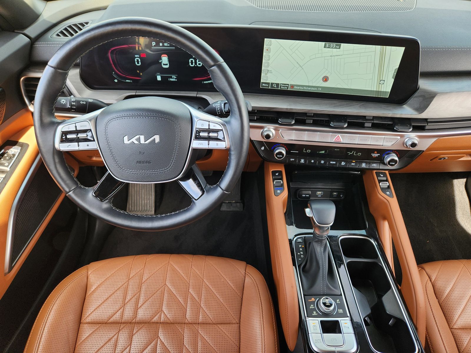 Used 2025 Glacial White Pearl Kia EX image 38