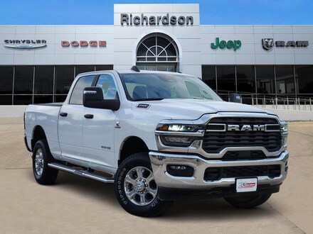 2025 Ram 2500 Big Horn Truck Crew Cab