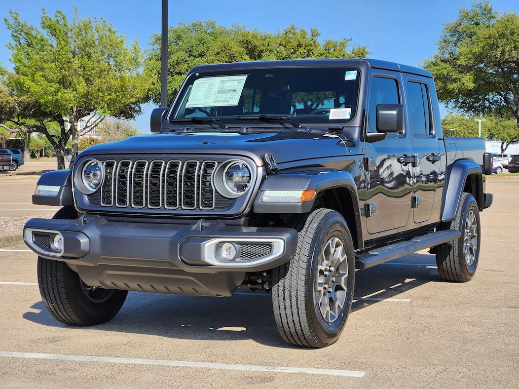 New 2026 Jeep Gladiator SAHARA 4X4 Pickup