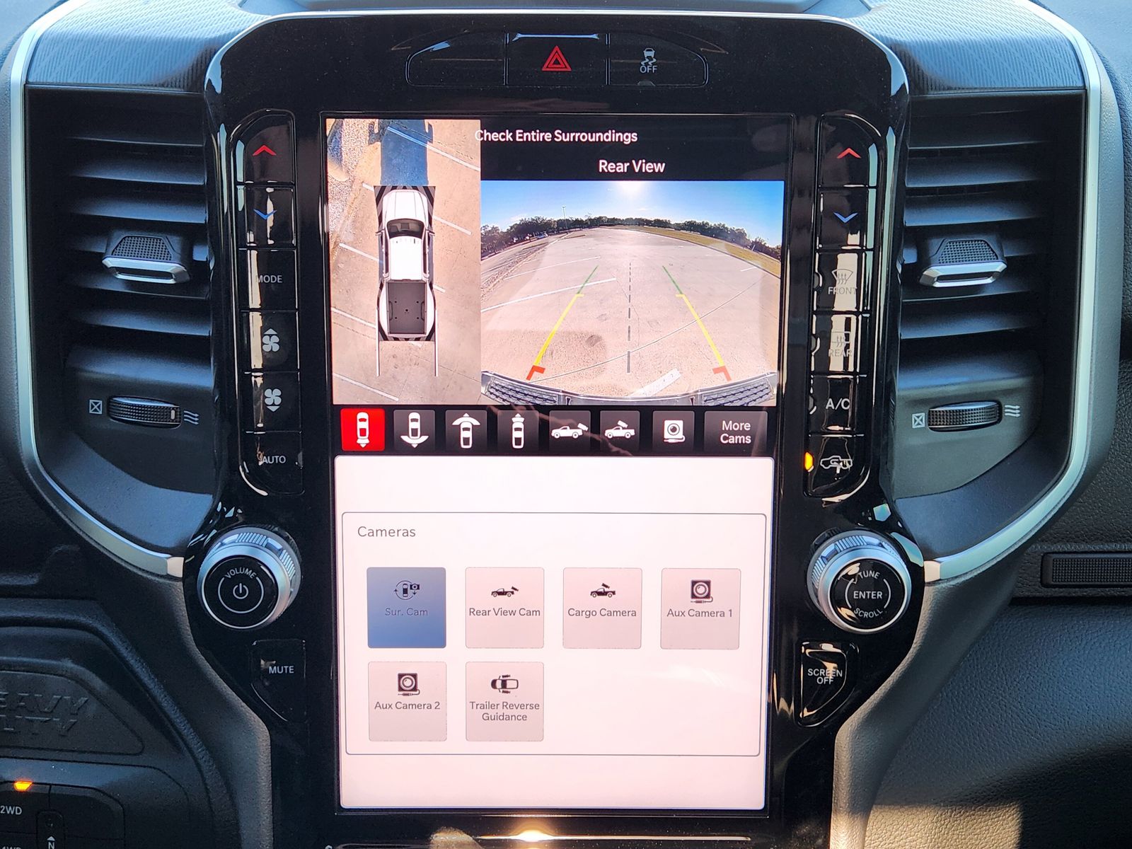 New 2026 Diamond Black Crystal Pearlcoat Ram LONE STAR CREW CAB 4X4 8