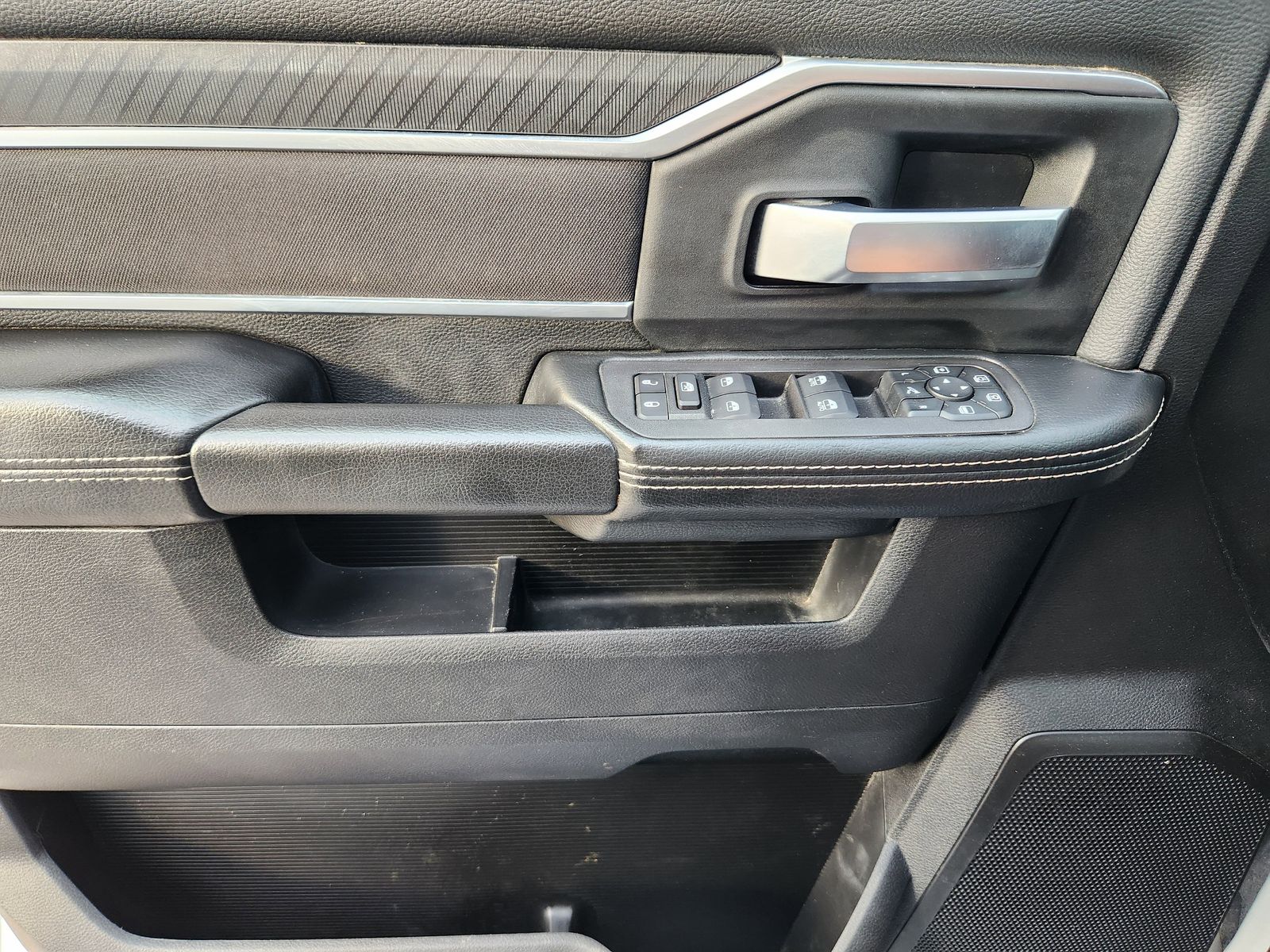 Used 2025 Bright White Ram Big Horn image 32