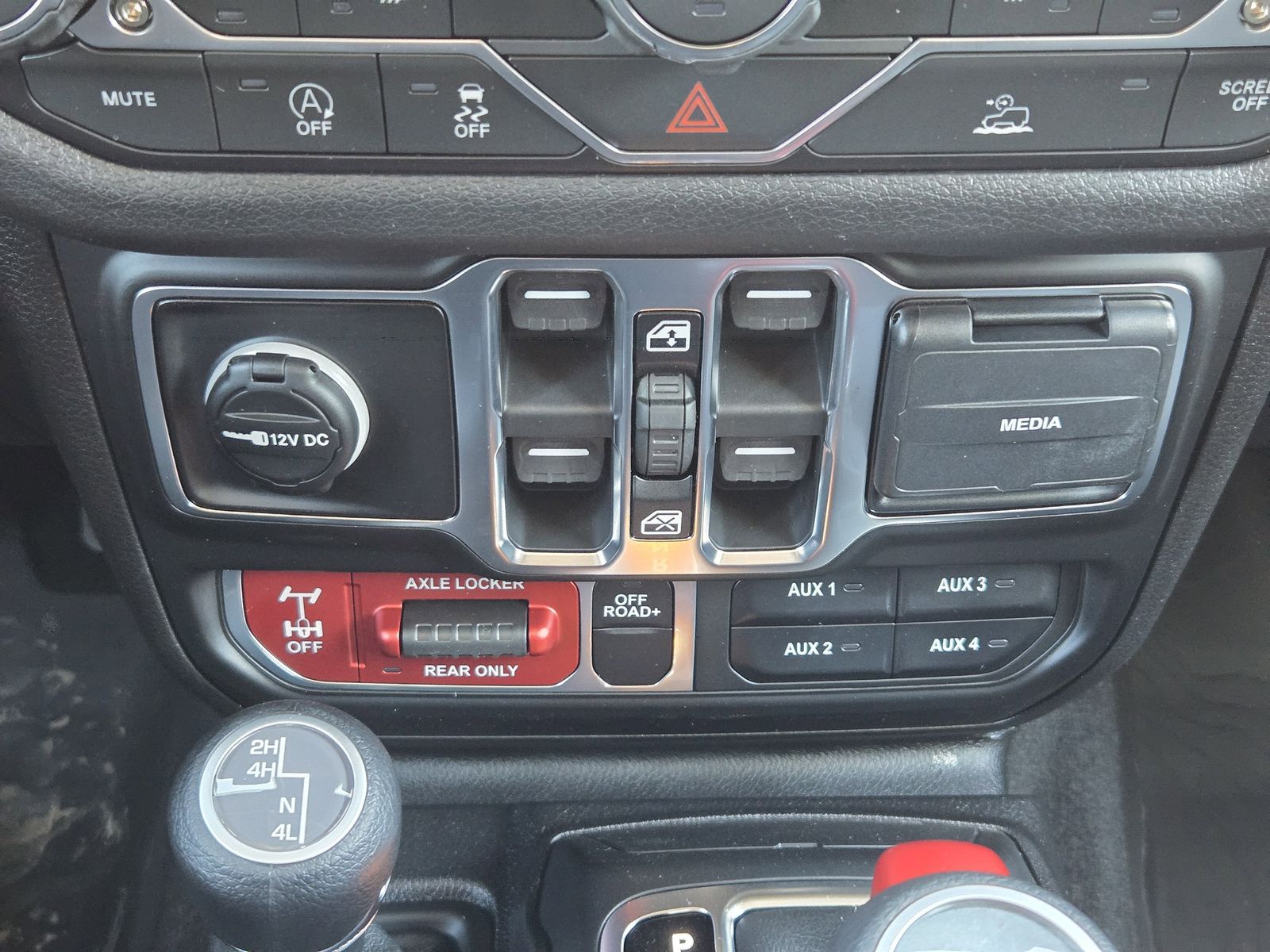 New 2026 Granite Crystal Jeep 4-DOOR WILLYS image 19