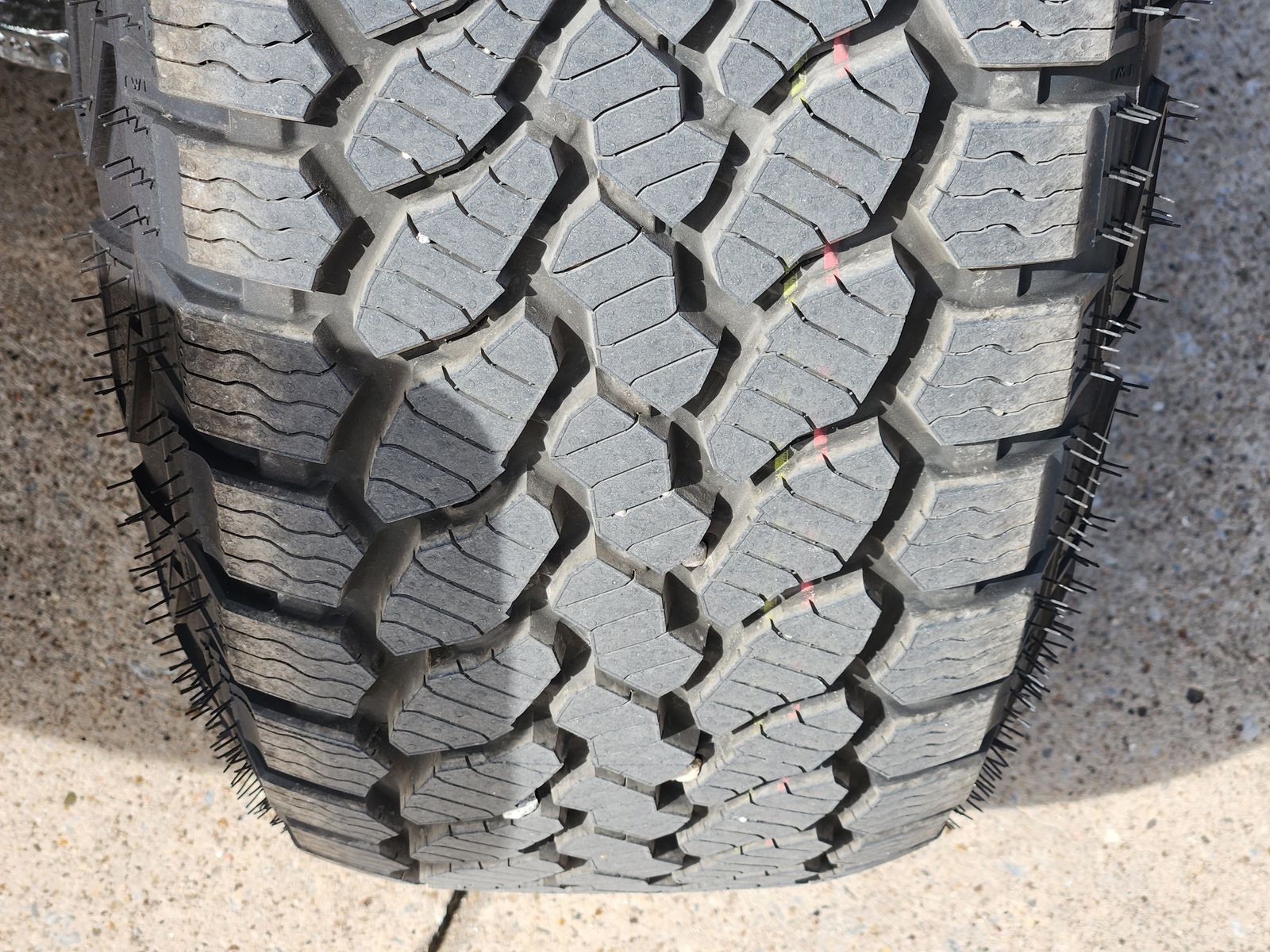 New 2026 Bright White Jeep 4-DOOR SAHARA image 21