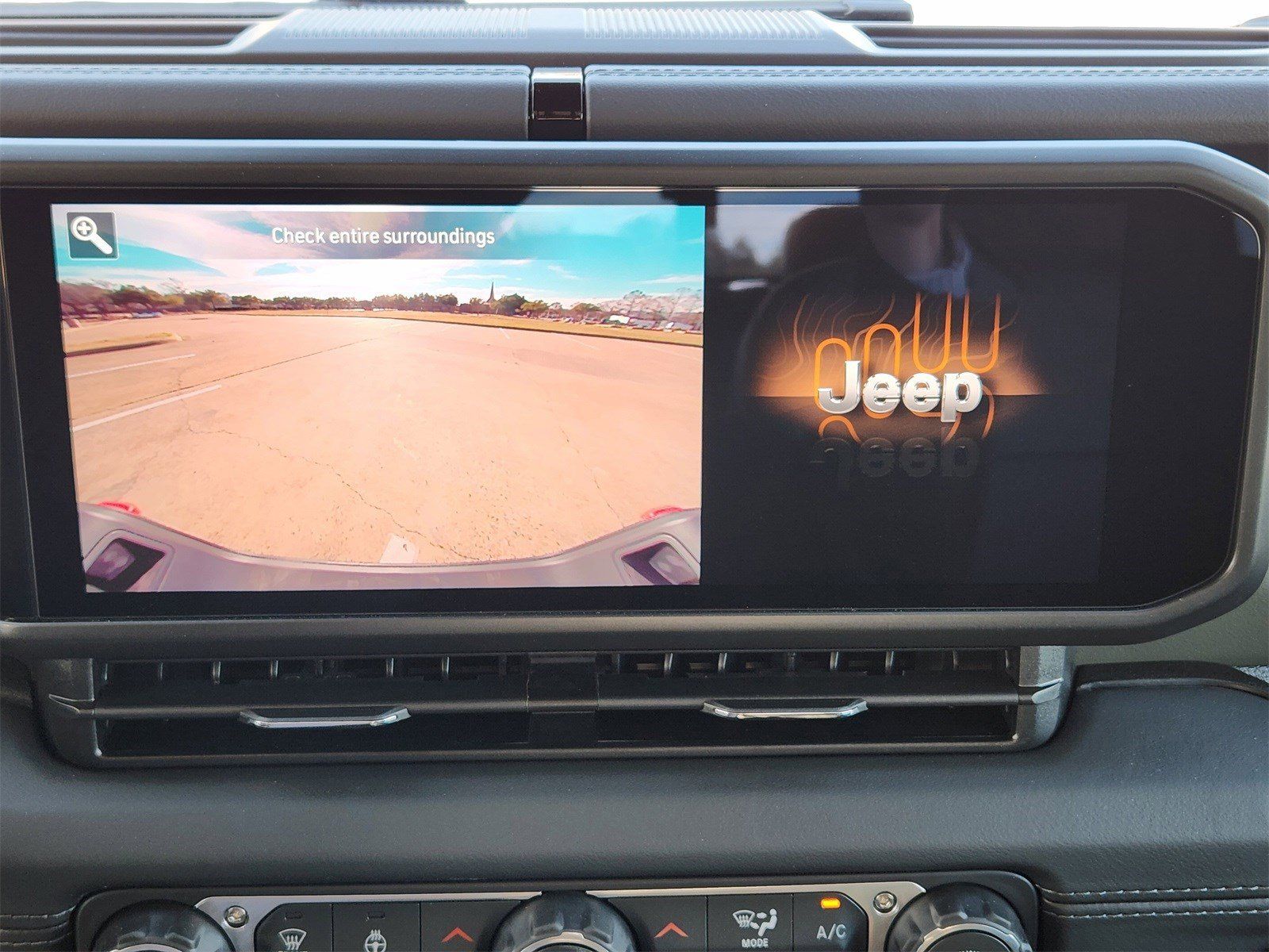 New 2026 Bright White Jeep MOJAVE 4X4 image 22