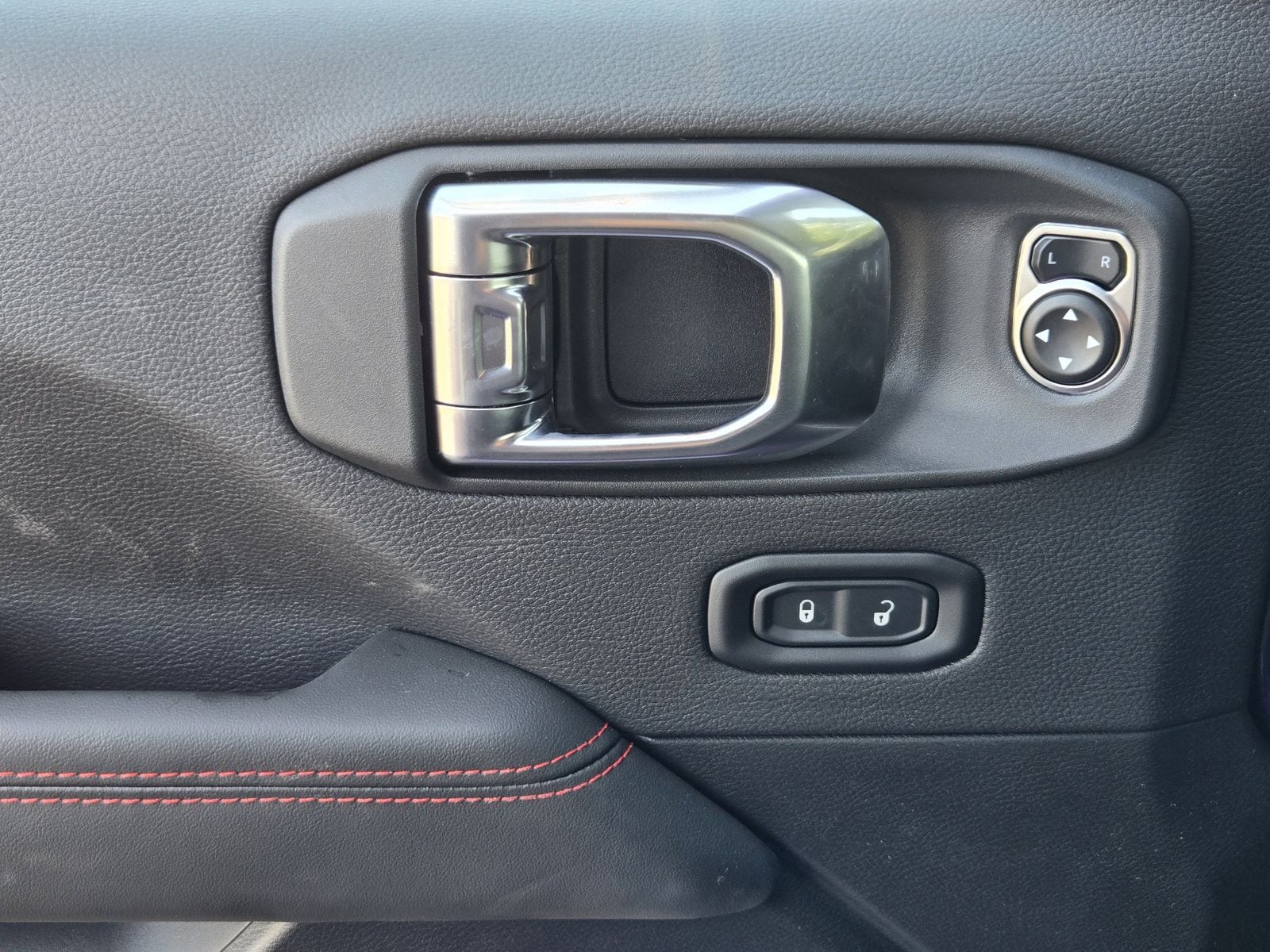 New 2026 Reign Jeep 4-DOOR RUBICON image 23