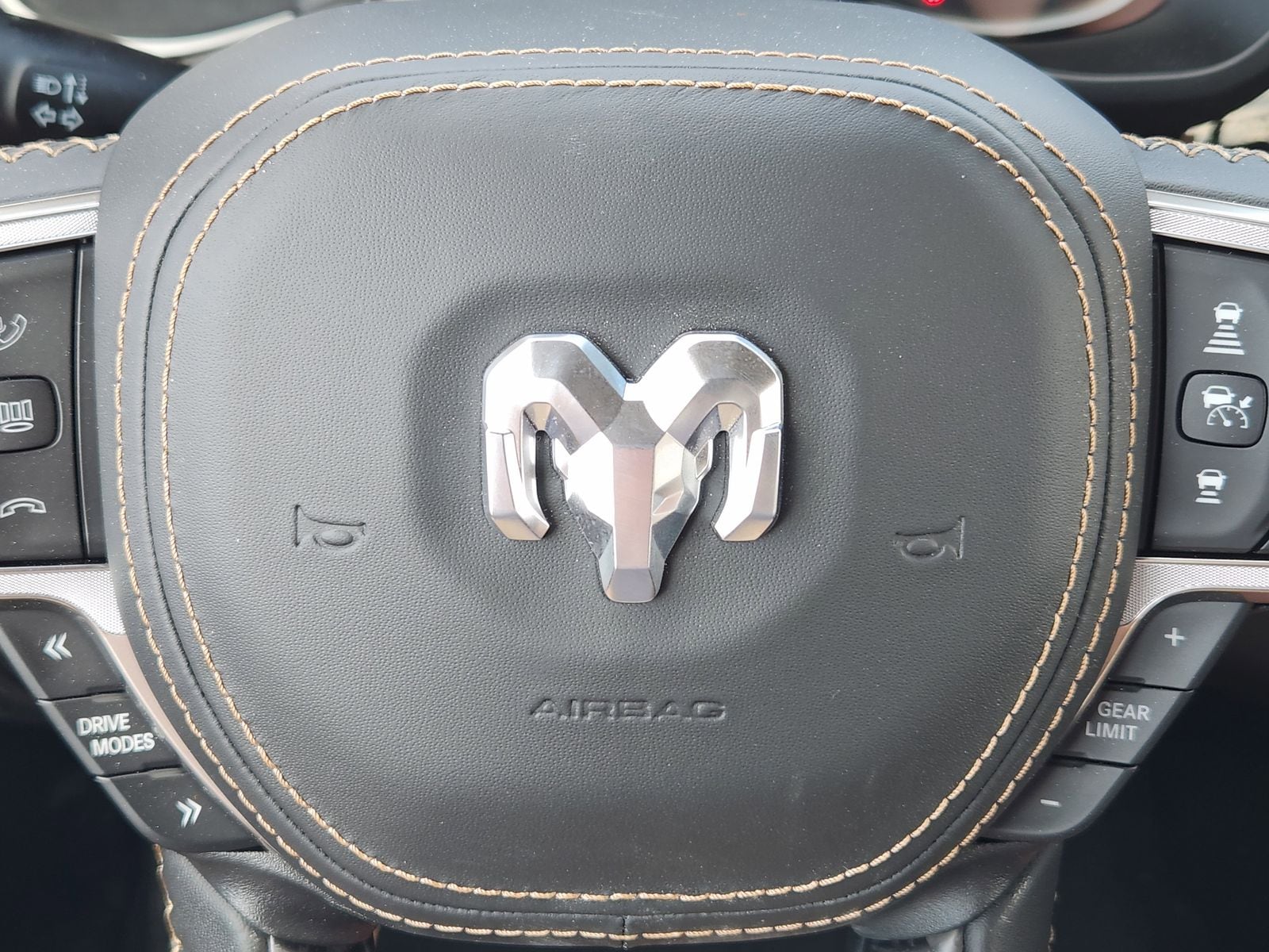 New 2026 Diamond Black Crystal Pearlcoat Ram TUNGSTEN CREW CAB 4X4 image 40