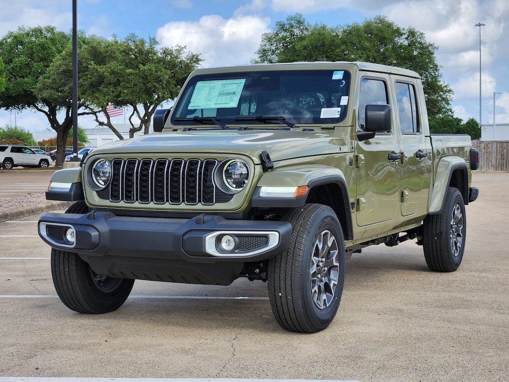 New 2026 Jeep Gladiator SAHARA 4X4 Pickup