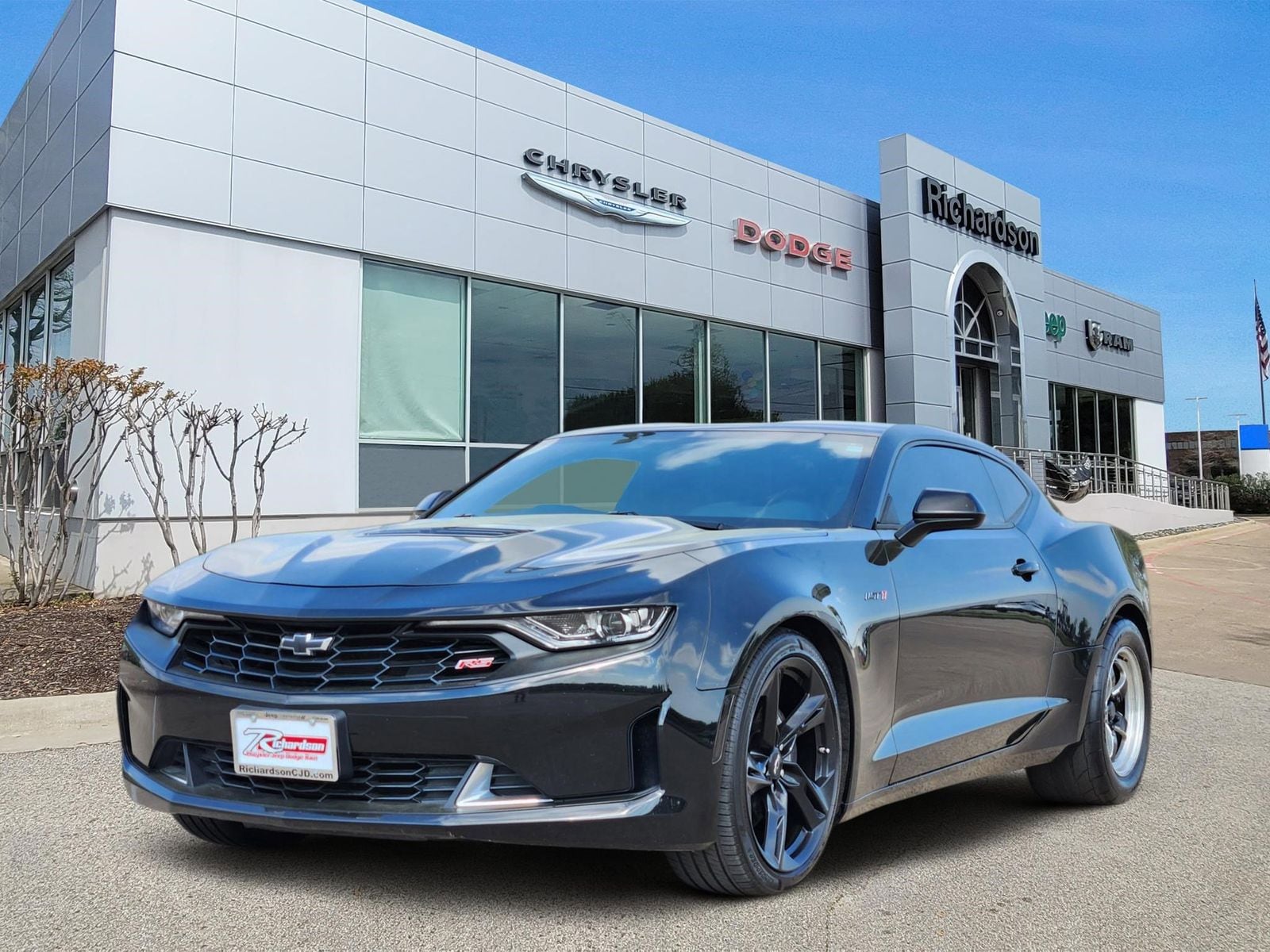 Used 2021 Black Chevrolet  image 2