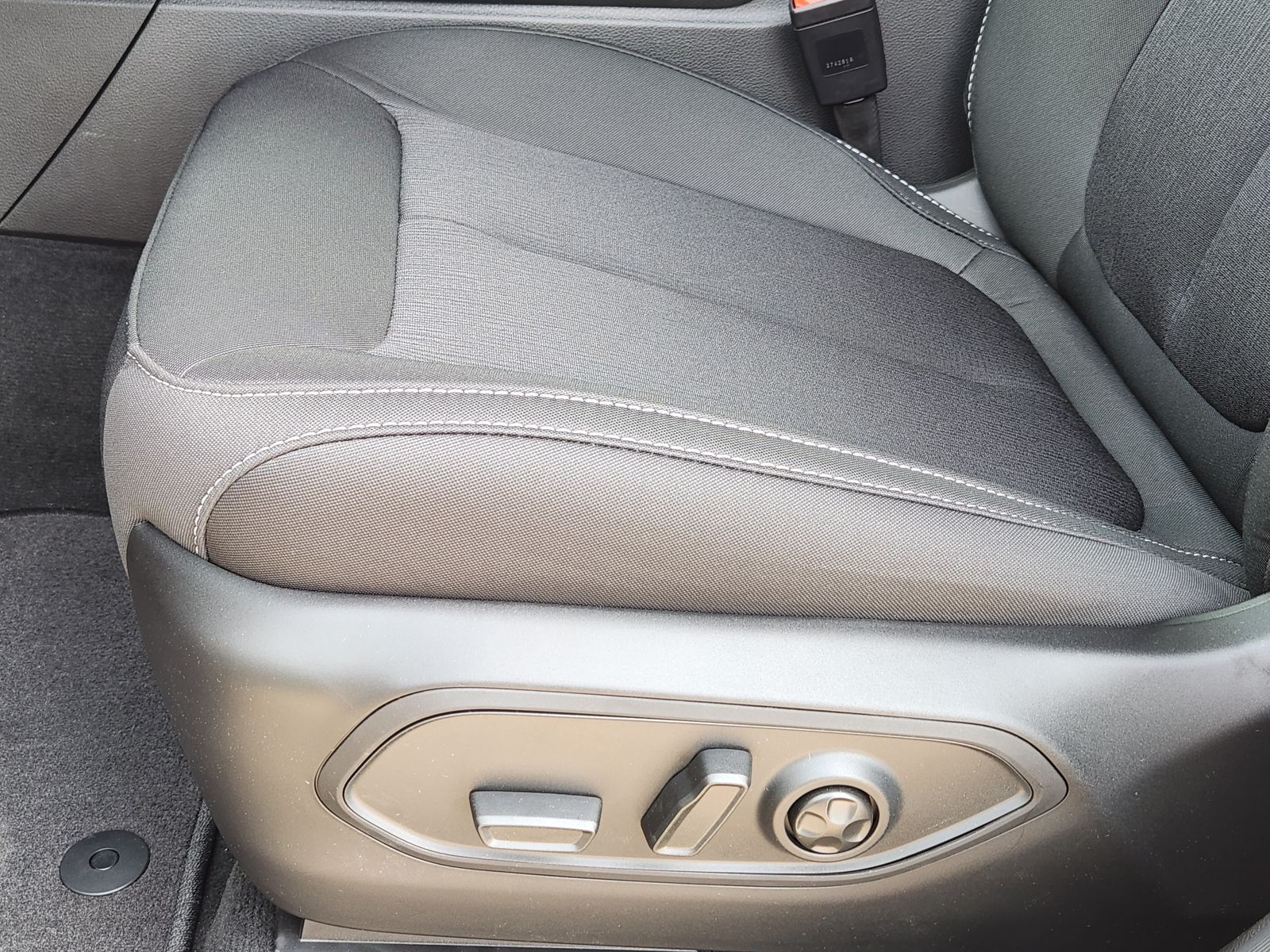 New 2026 Baltic Gray Jeep LAREDO X 4X2 image 33