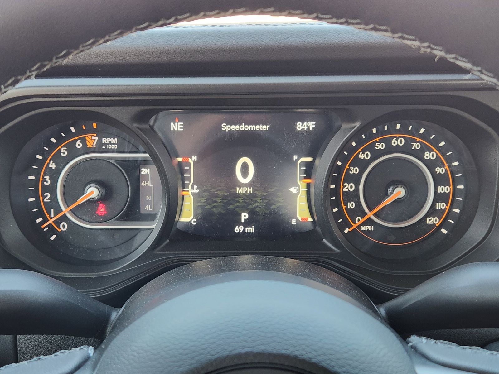 New 2026 Granite Crystal Jeep SAHARA 4X4 image 23