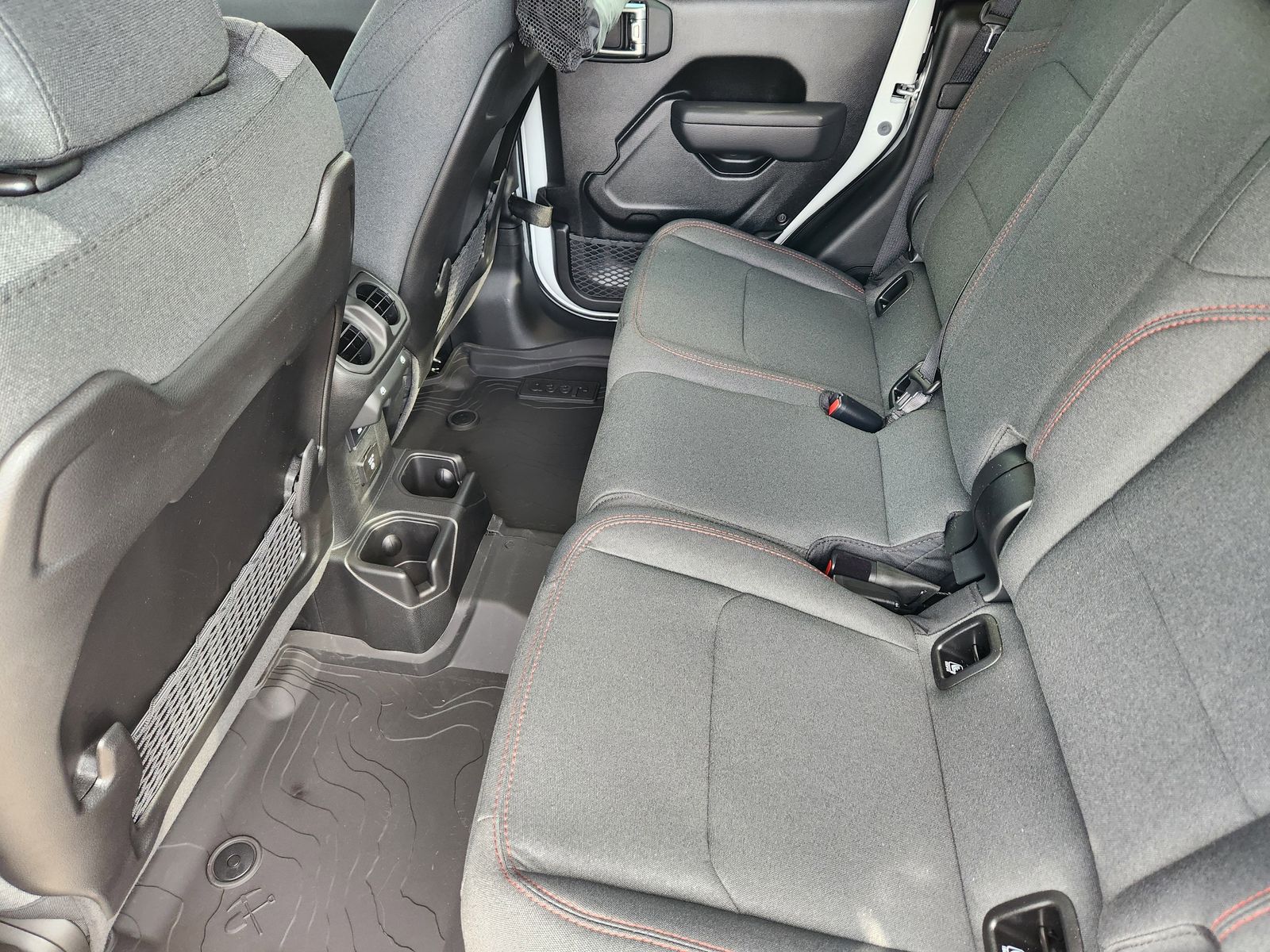 New 2026 Bright White Jeep RUBICON 4X4 image 39