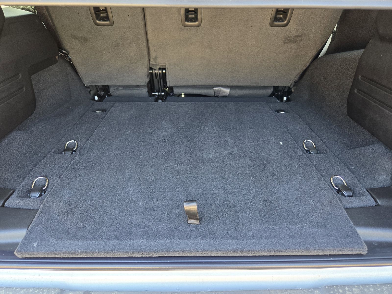 New 2026 Bright White Jeep 4-DOOR SPORT S image 32