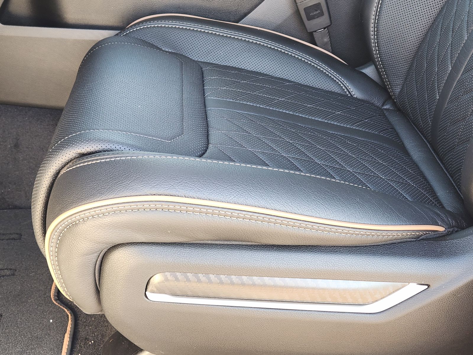 New 2026 Ivory White Tri-Coat Pearlcoat Ram TUNGSTEN CREW CAB 4X4 image 28