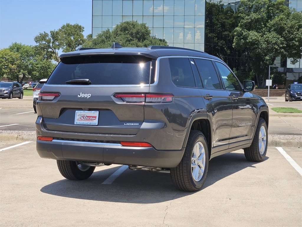 New 2025 Jeep Grand Cherokee L L LAREDO X 4X2 Sport Utility