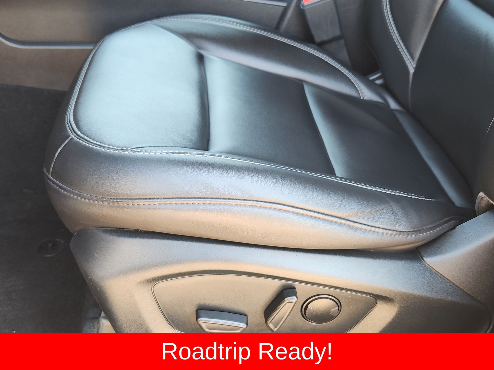 Used 2024 Black Metallic Ford XLT image 34