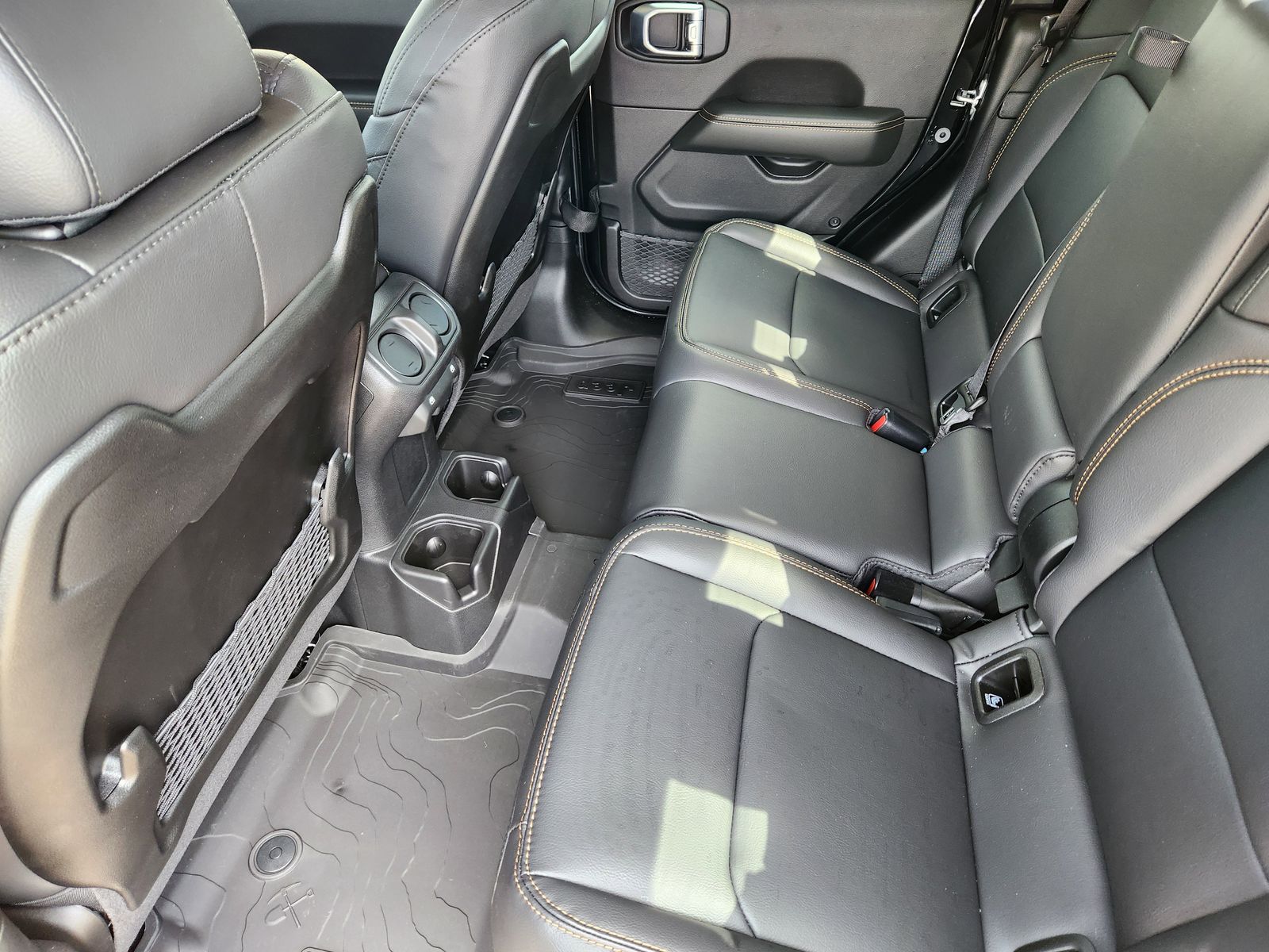 New 2026 Black Jeep SAHARA 4X4 image 39