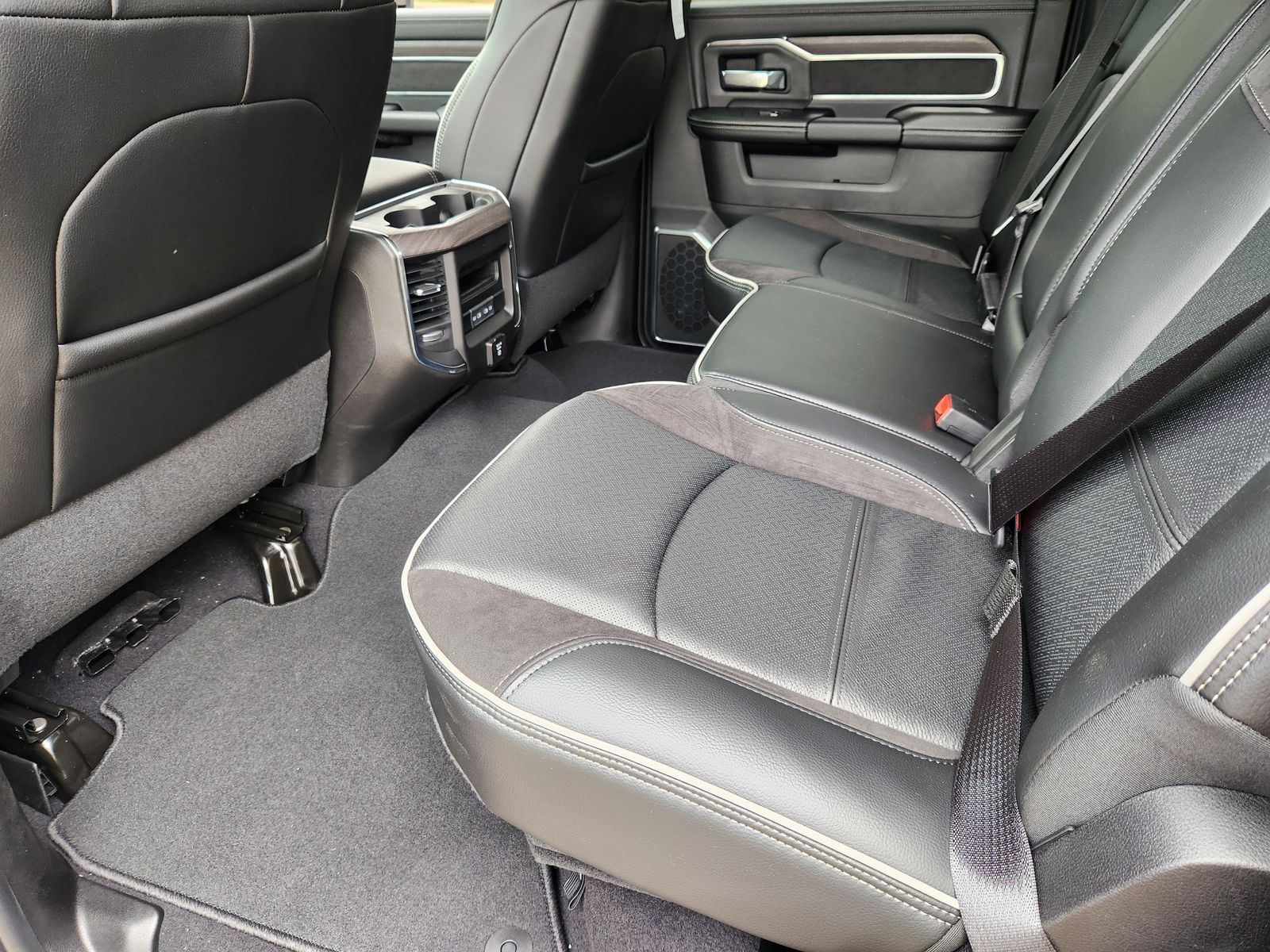 New 2026 Diamond Black Crystal Pearlcoat Ram LARAMIE CREW CAB 4X4 6