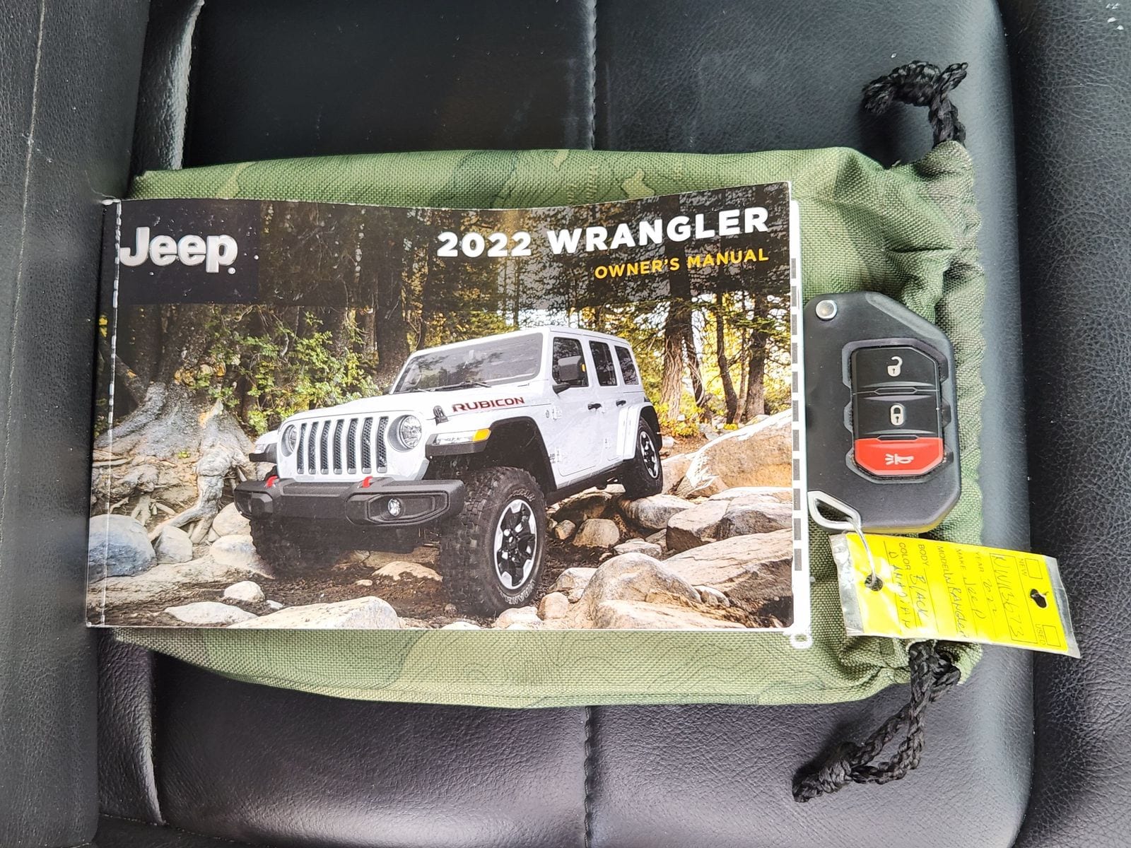 Used 2022 Black Jeep Unlimited Sahara image 42