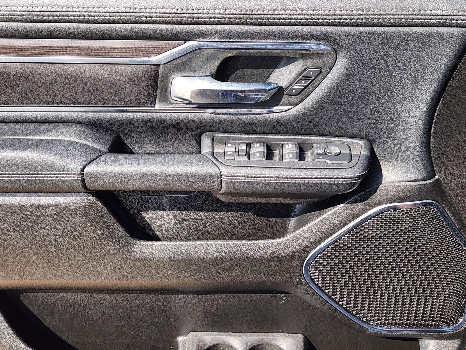 New 2026 Granite Crystal Ram LARAMIE CREW CAB 4X4 5