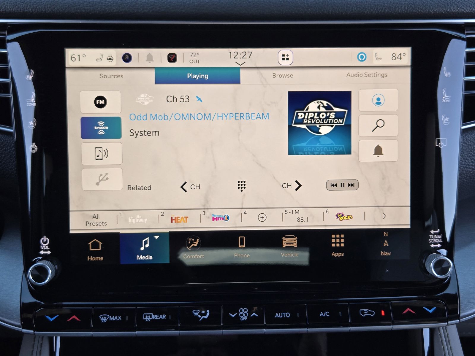 New 2025 Diamond Black Crystal Pearlcoat Jeep L LIMITED 4X4 image 17