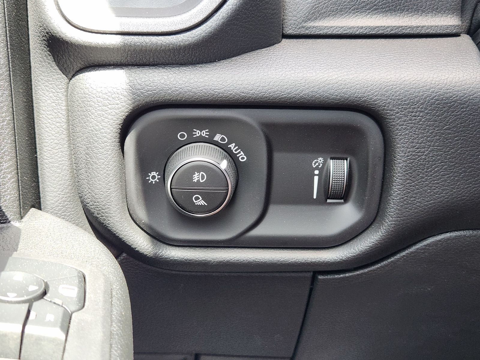 2026 RAM 2500 Tradesman - Photo 31