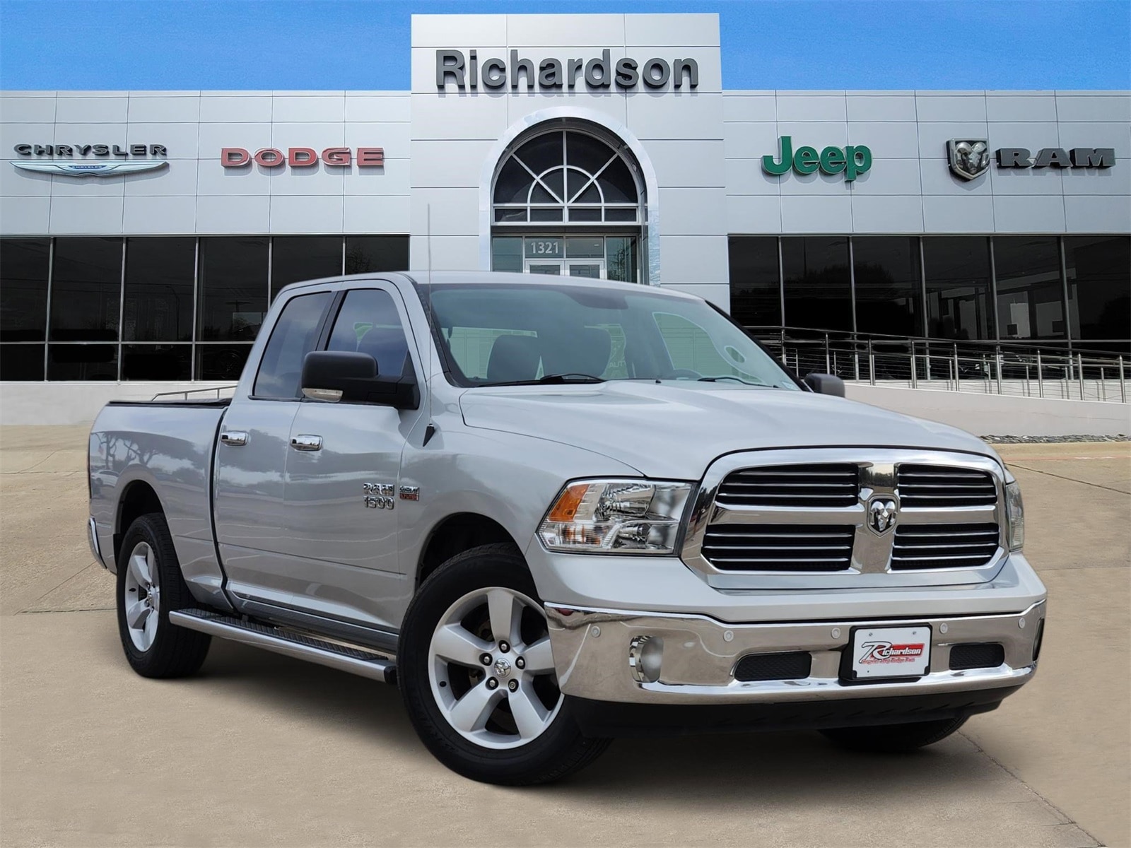 2015 RAM Ram 1500 Pickup SLT's photo