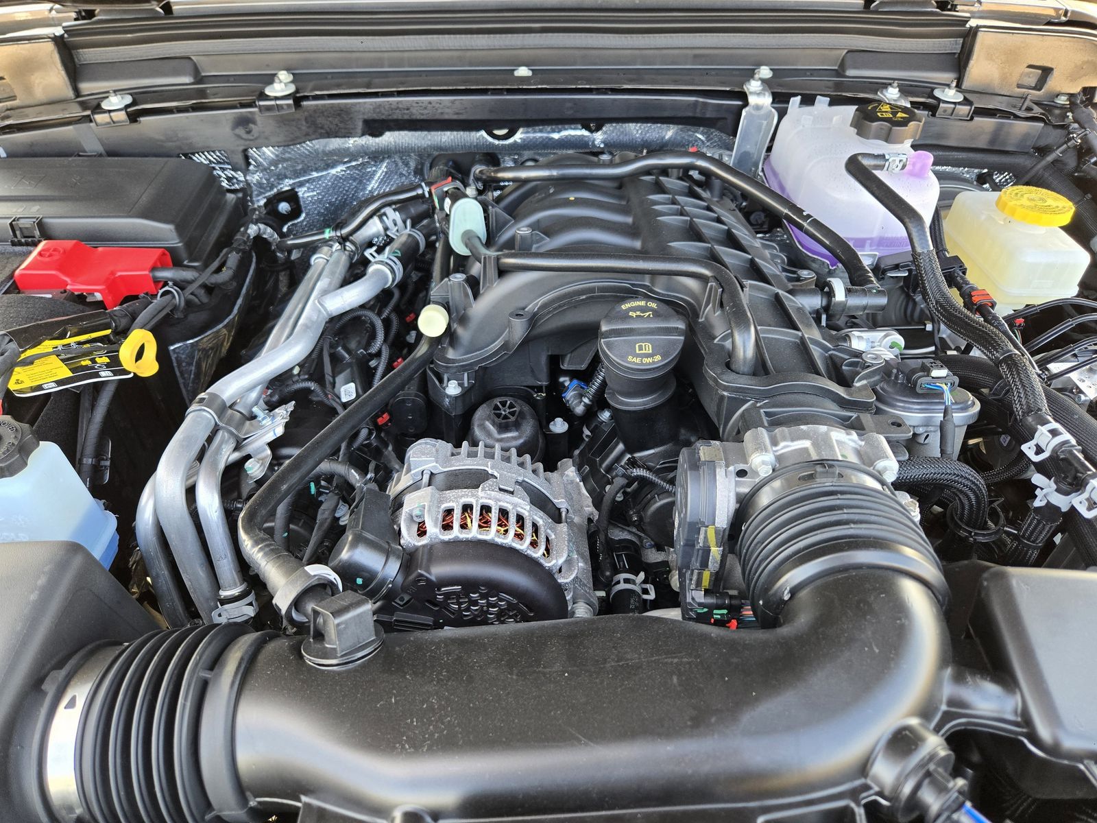 New 2026 Granite Crystal Jeep 4-DOOR SAHARA image 31