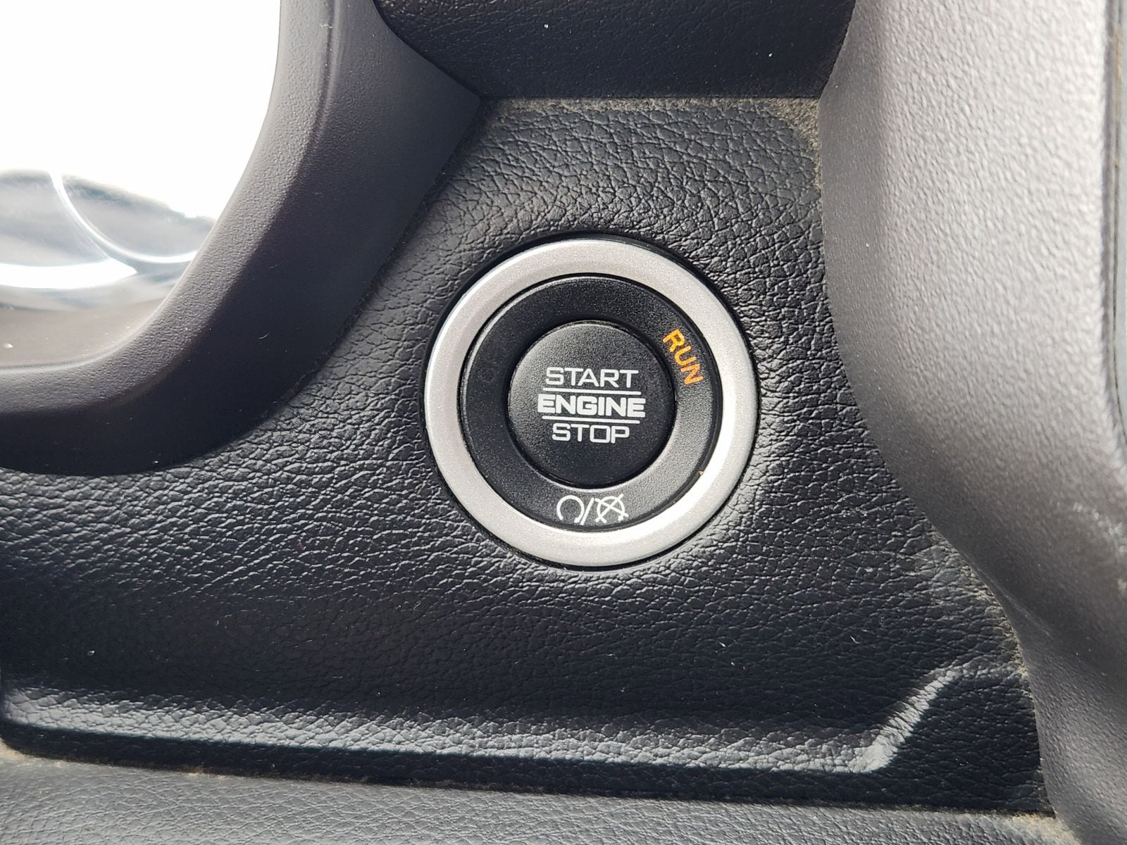 Used 2023 Bright White Ram Big Horn image 33