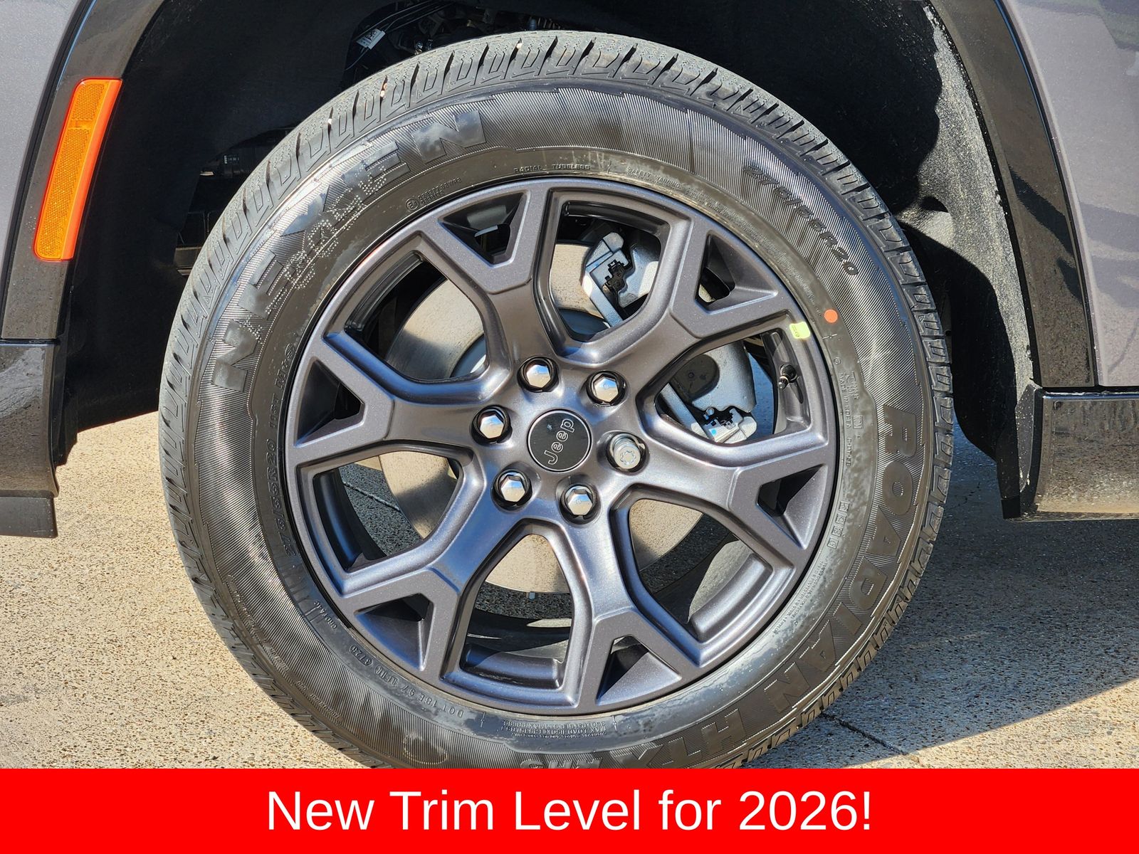 New 2026 Baltic Gray Jeep LIMITED ALTITUDE 4X4 image 20