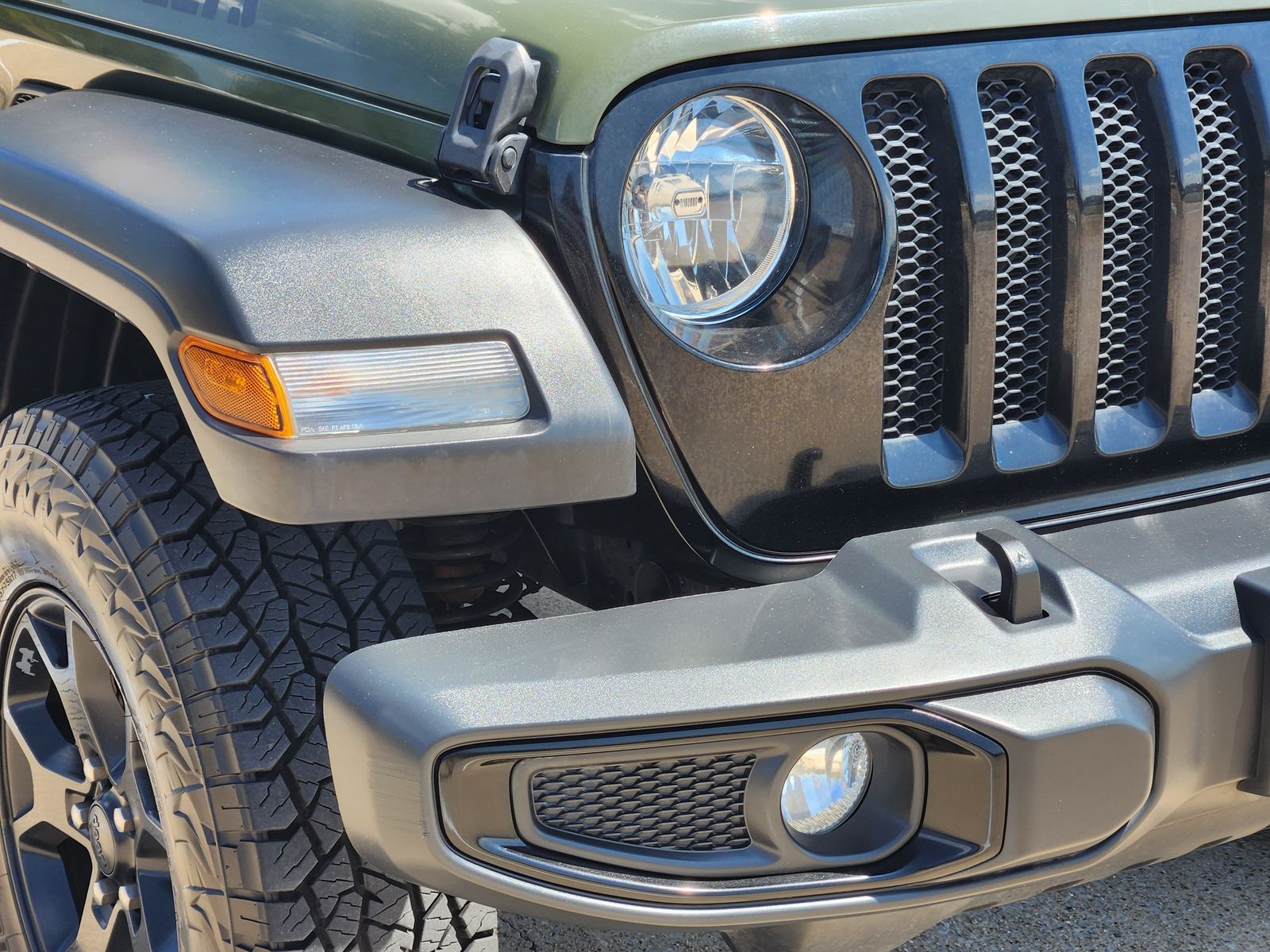 Used 2022 Sarge Green Jeep Unlimited Sport image 12