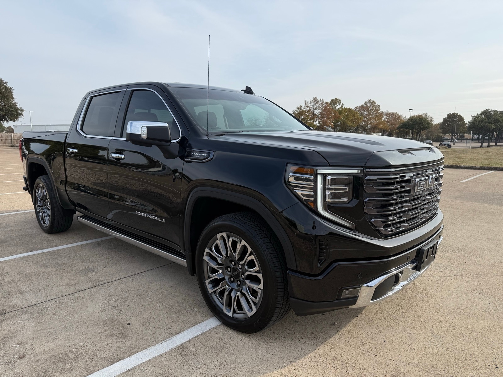 2025 GMC Sierra 1500 Denali Ultimate's photo