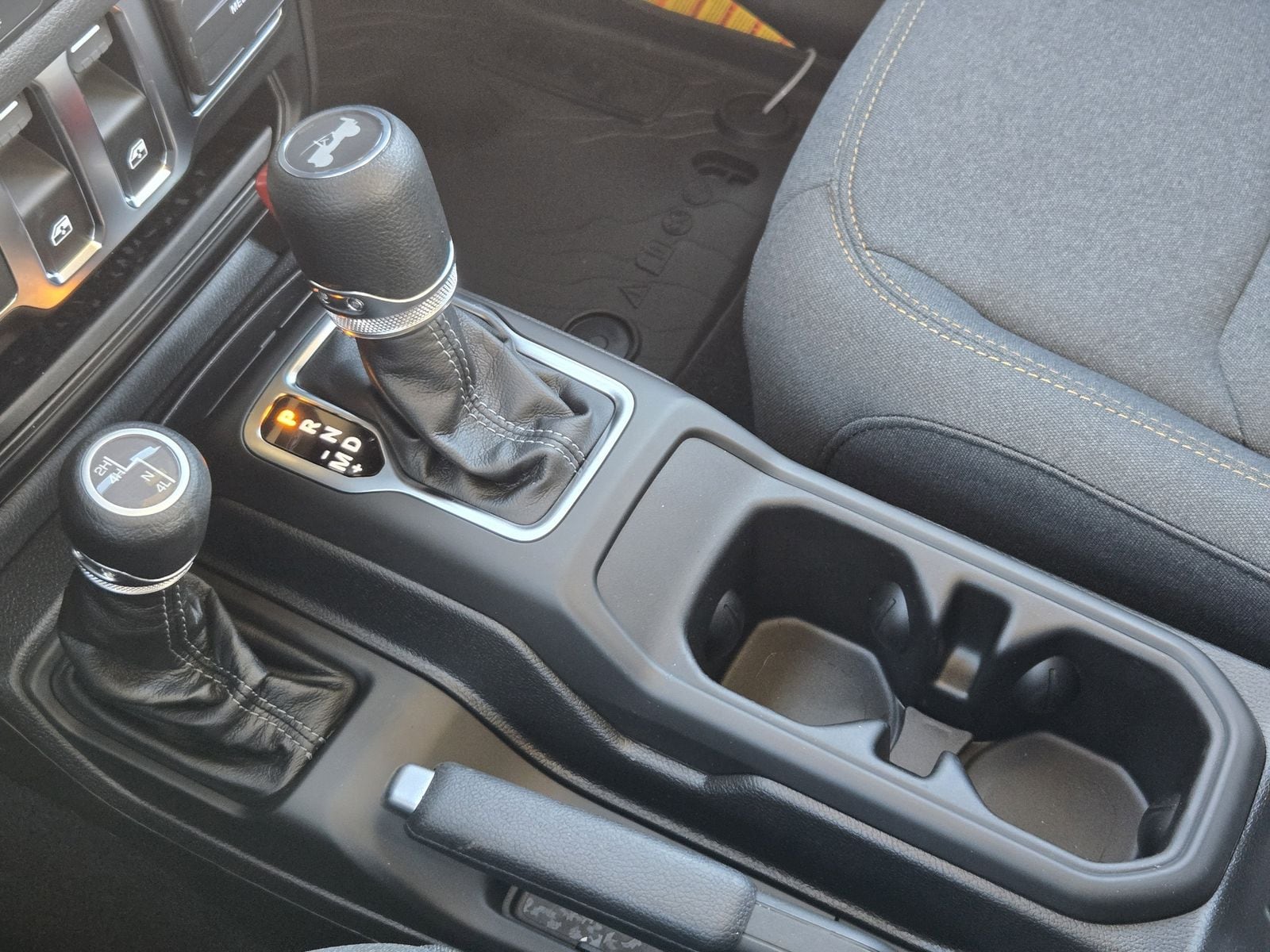 New 2026 41 Jeep 2-DOOR SPORT image 21