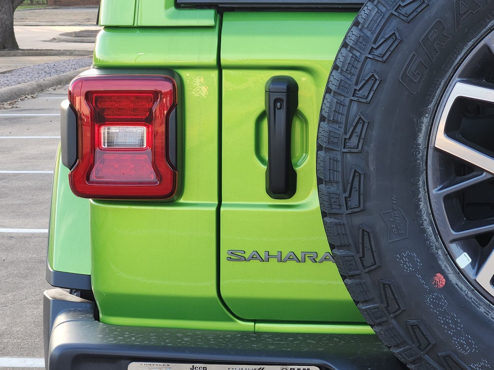New 2026 Mojito Jeep 4-DOOR SAHARA image 15