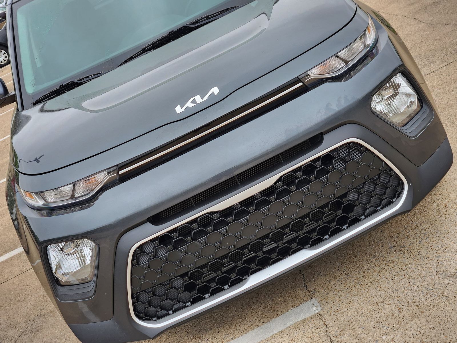 Used 2022 Gravity Gray Kia LX image 14