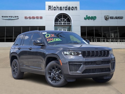 2026 Jeep Grand Cherokee LAREDO ALTITUDE 4X2 Sport Utility