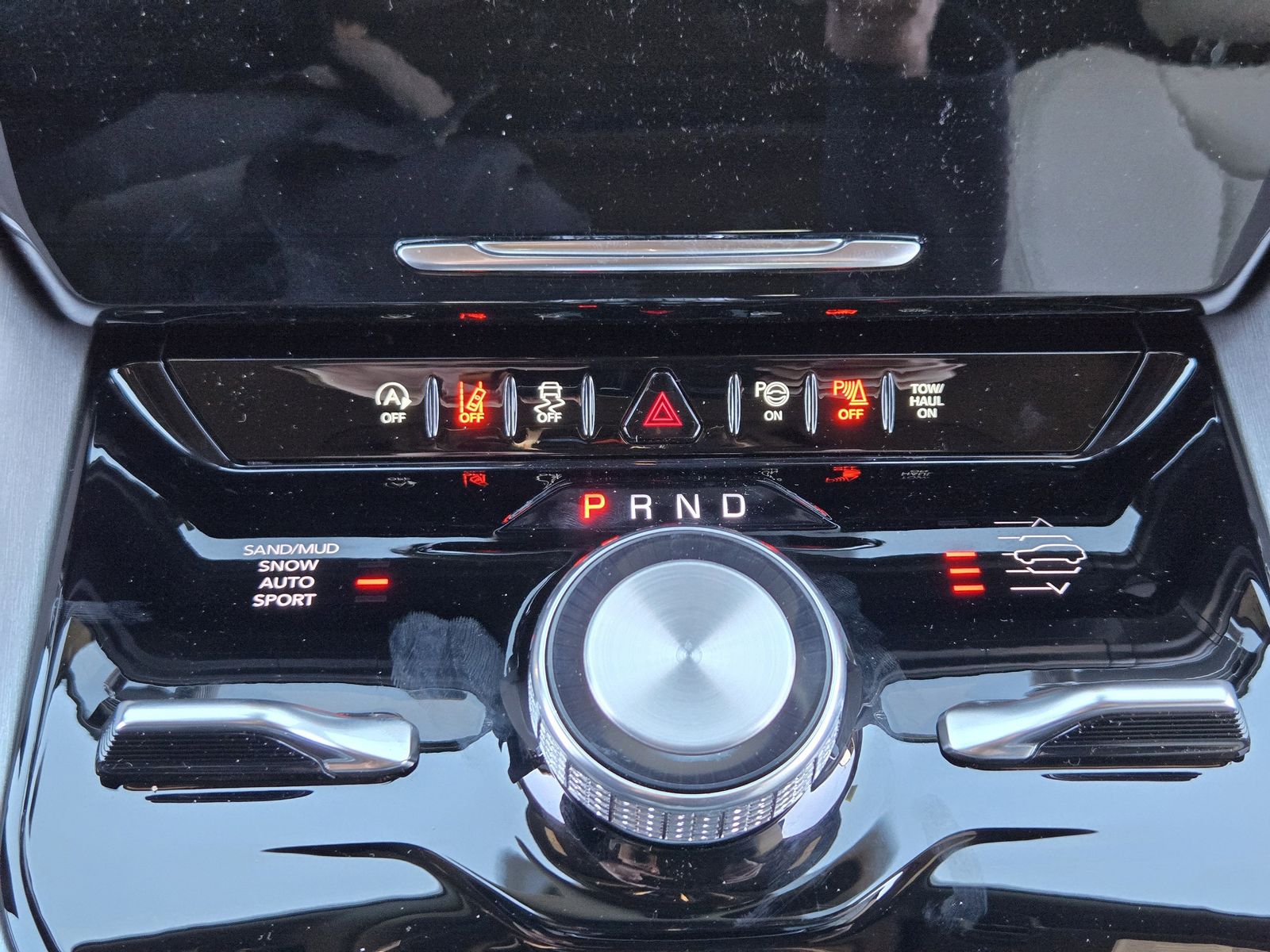 New 2025 Diamond Black Crystal Pearlcoat Jeep L LIMITED 4X4 image 20